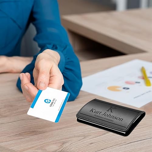 Miniatura 6 de Tarjetero personalizado en cuero - Tarjetero grabado personalizado para hombres y mujeres - Regalo de negocios duradero y multiusos