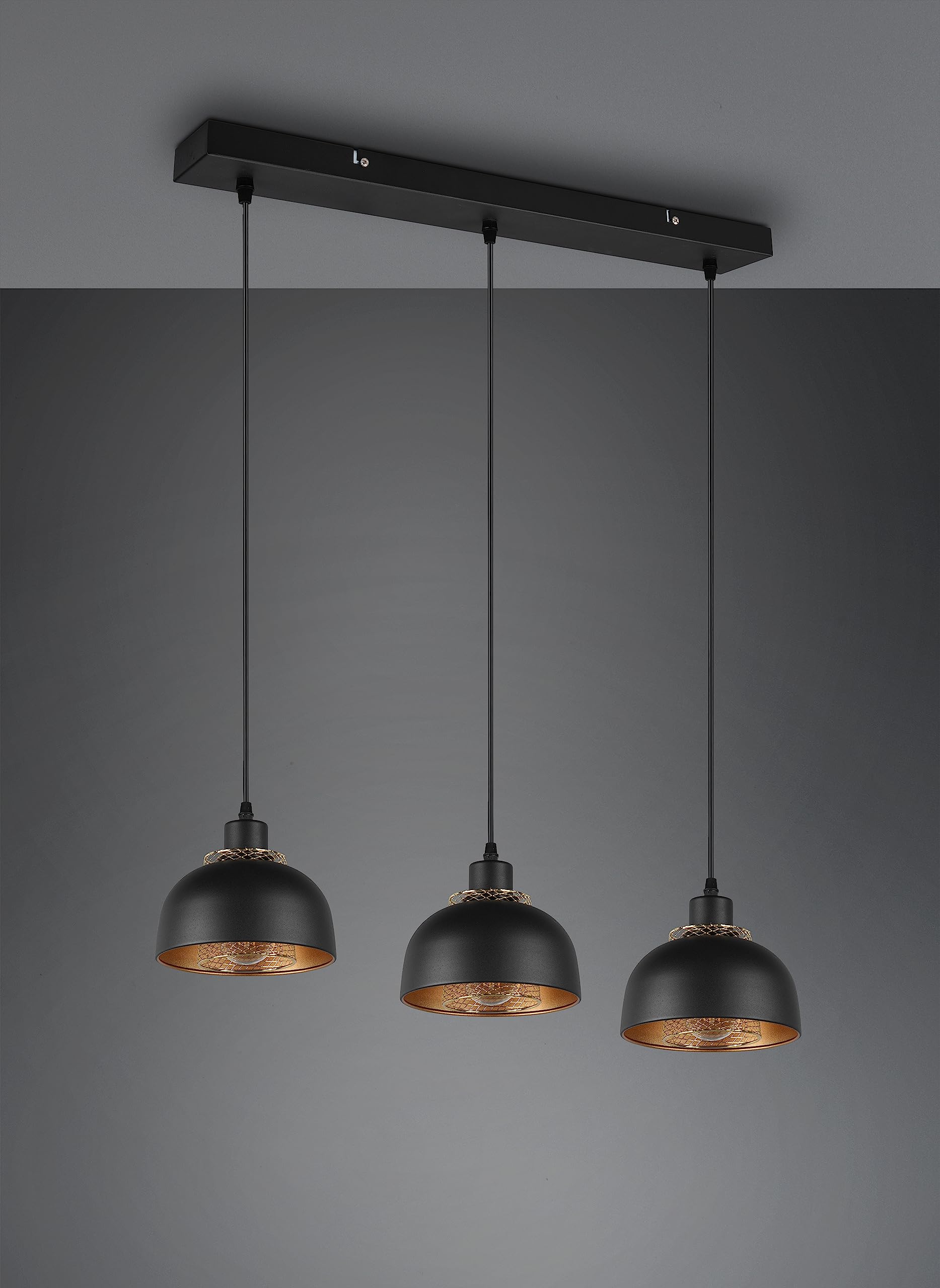 Reality, zawieszenie, dziurkowanie 3xE27, max.40,0 W Korpus: Metal, czarny matowy D:68,0cm, D:18,0cm, H:150,0cm IP20,