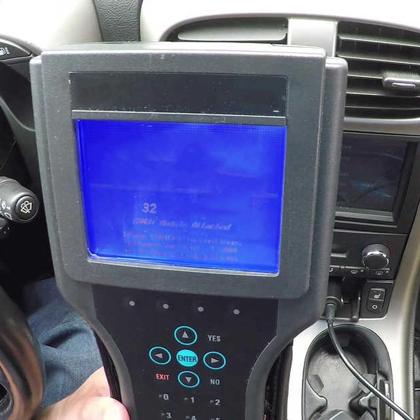 Amazon.co.jp: Brilluxa 自動診断スキャナー Tech.2 スキャナー