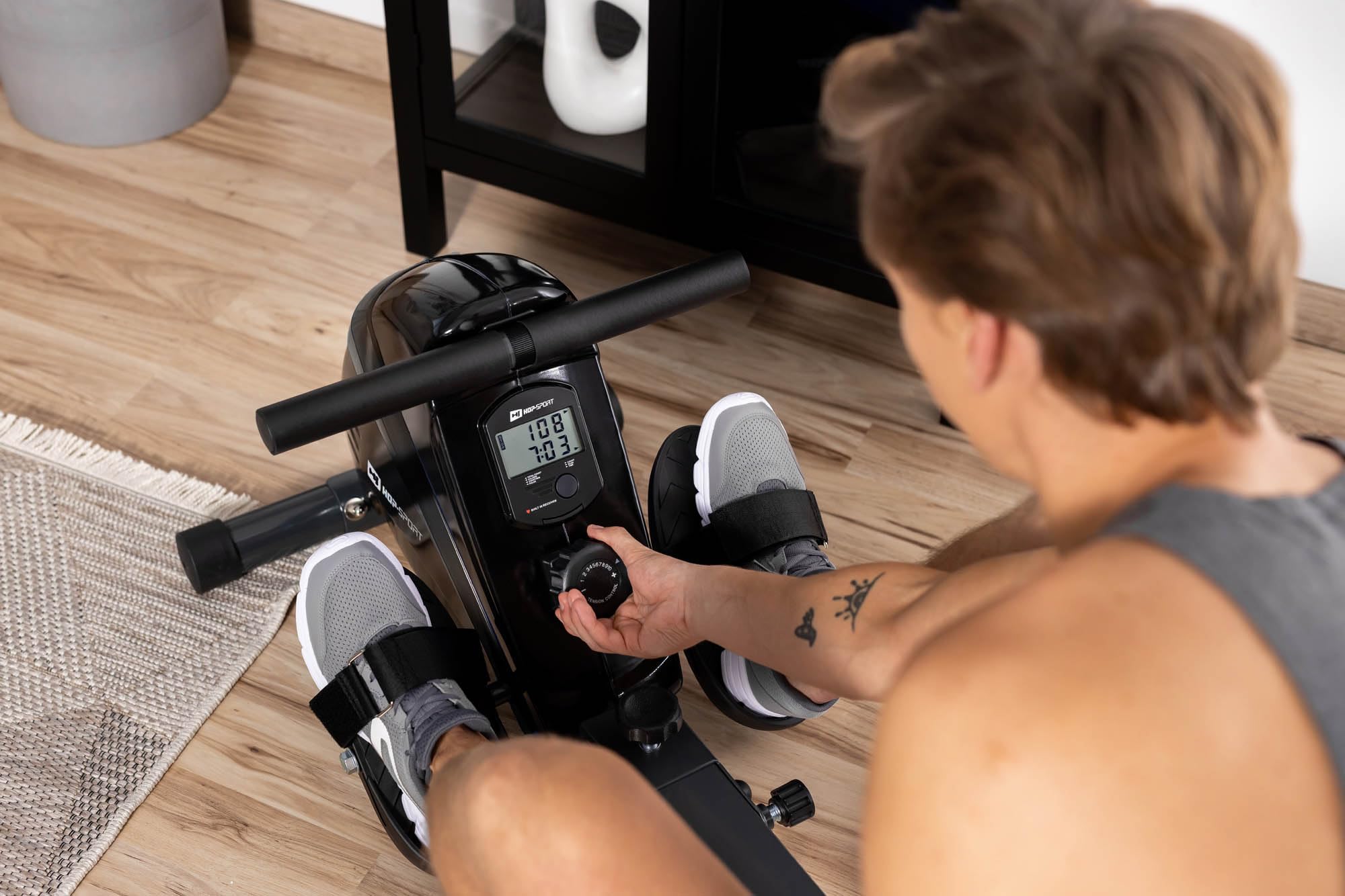 Hop-Sport Rudergerät Boost, Magnetbremssystem, LCD Display, 10 Widerstandsstufen, Klappbar, Cardiogeräte für Zuhause, Ideal für Ganzkörpertraining, 120 kg Max. Belastbarkeit