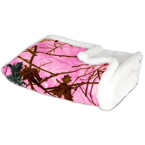 Ulta soft pink camo fleece throw blanket 