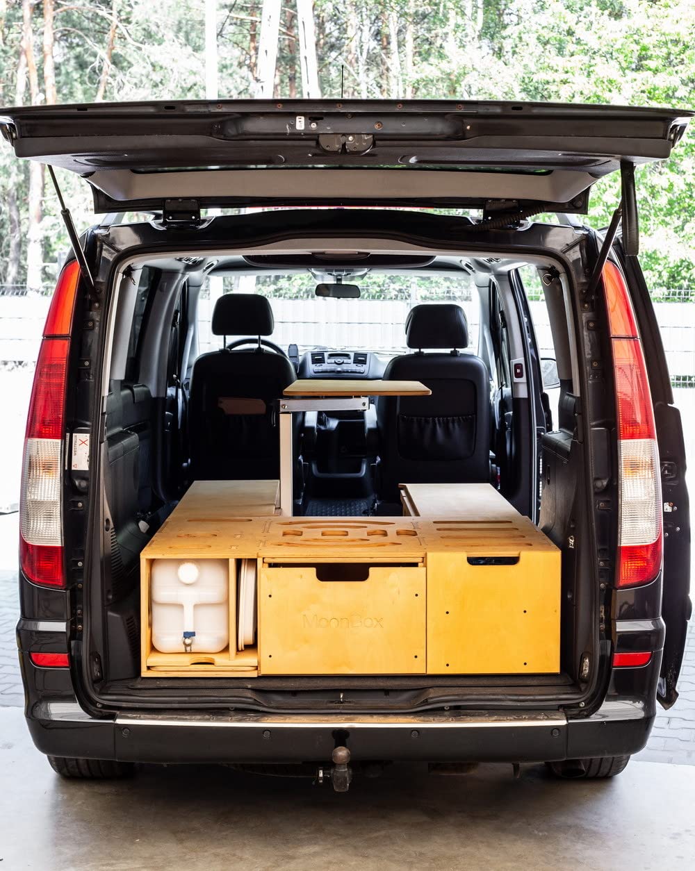 Moonbox Campingbox Modify Van/Bus 119cm Natur | mit Campingküche, Sitzplätze, Tisch, Bettfunktion/Schlafsystem | für Fahrzeuge mit Mind. 119cm Breite im Kofferraum
