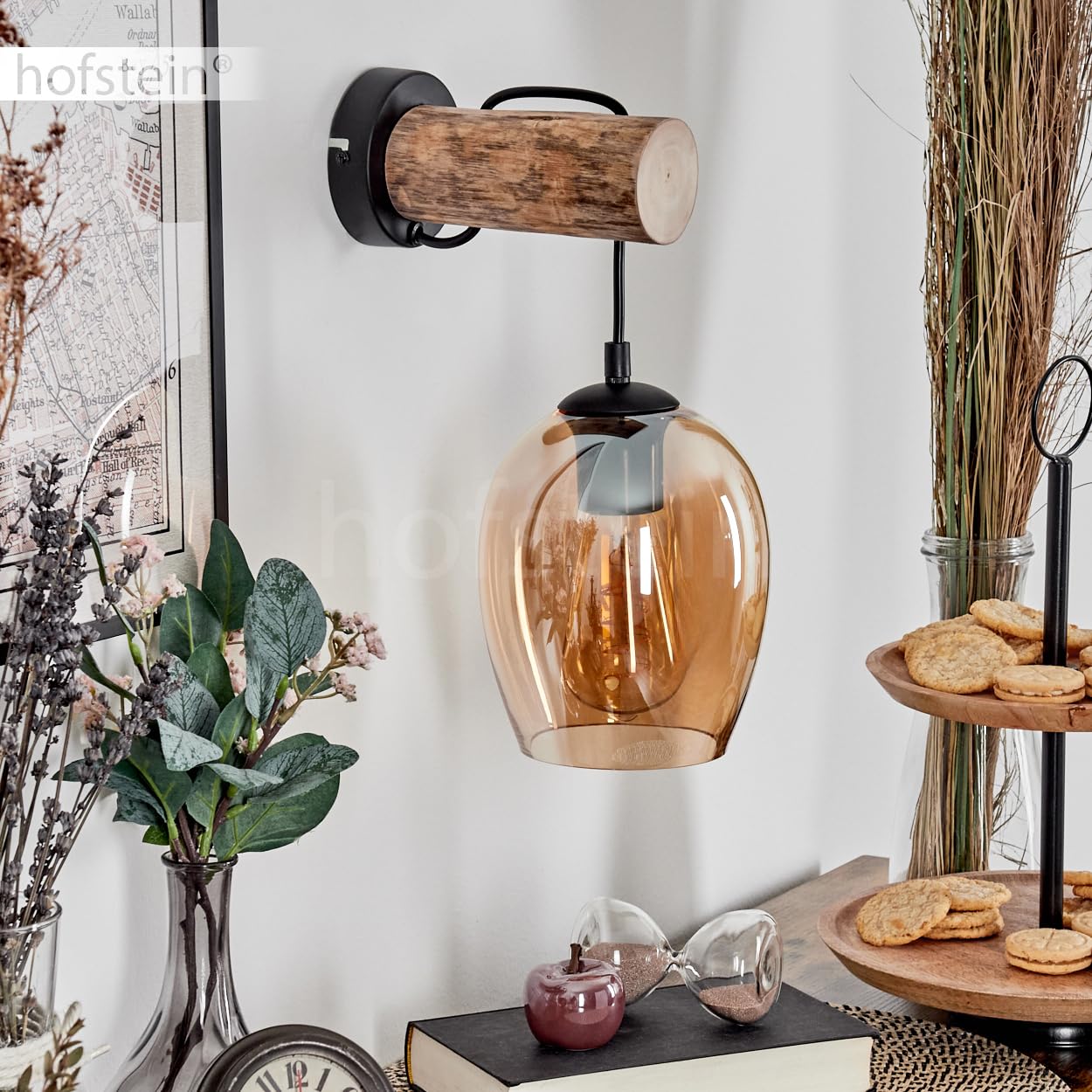 Wandleuchte Vevino, Wandlampe aus Metall/Holz/Glas in Schwarz/Natur/Bernstein, Leuchte im Retro/Vintage-Design mit Schirm aus Glas (Ø 15 cm) u. An/-Auschalter am Gehäuse, 1 x E27, ohne Leuchtmittel