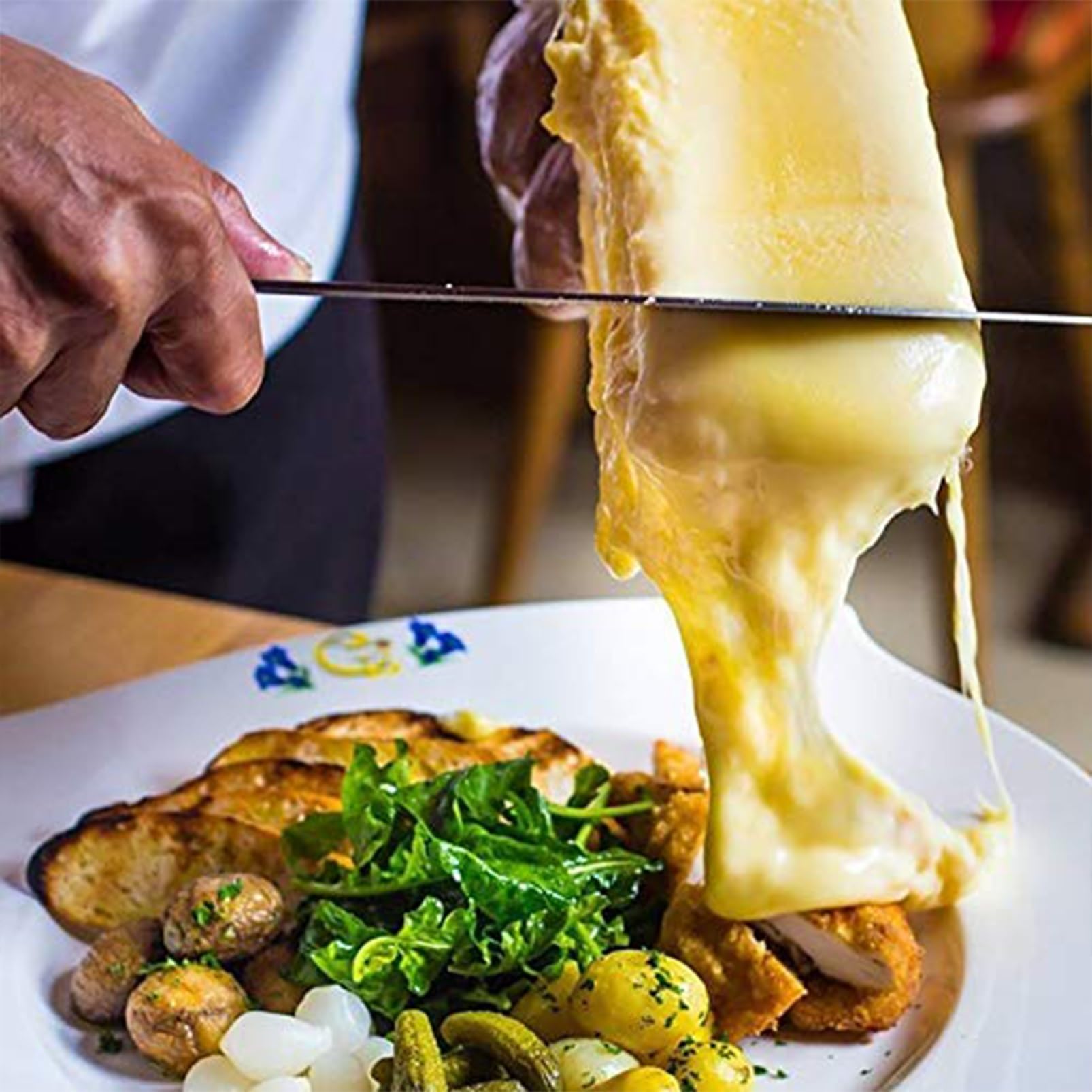 Kommerzieller 650-W-Raclette-Käseschmelzer – Edelstahl-Halbrad-Käseheizer mit einstellbarem Winkel for Schweizer Raclette, Nachos und Catering-Events