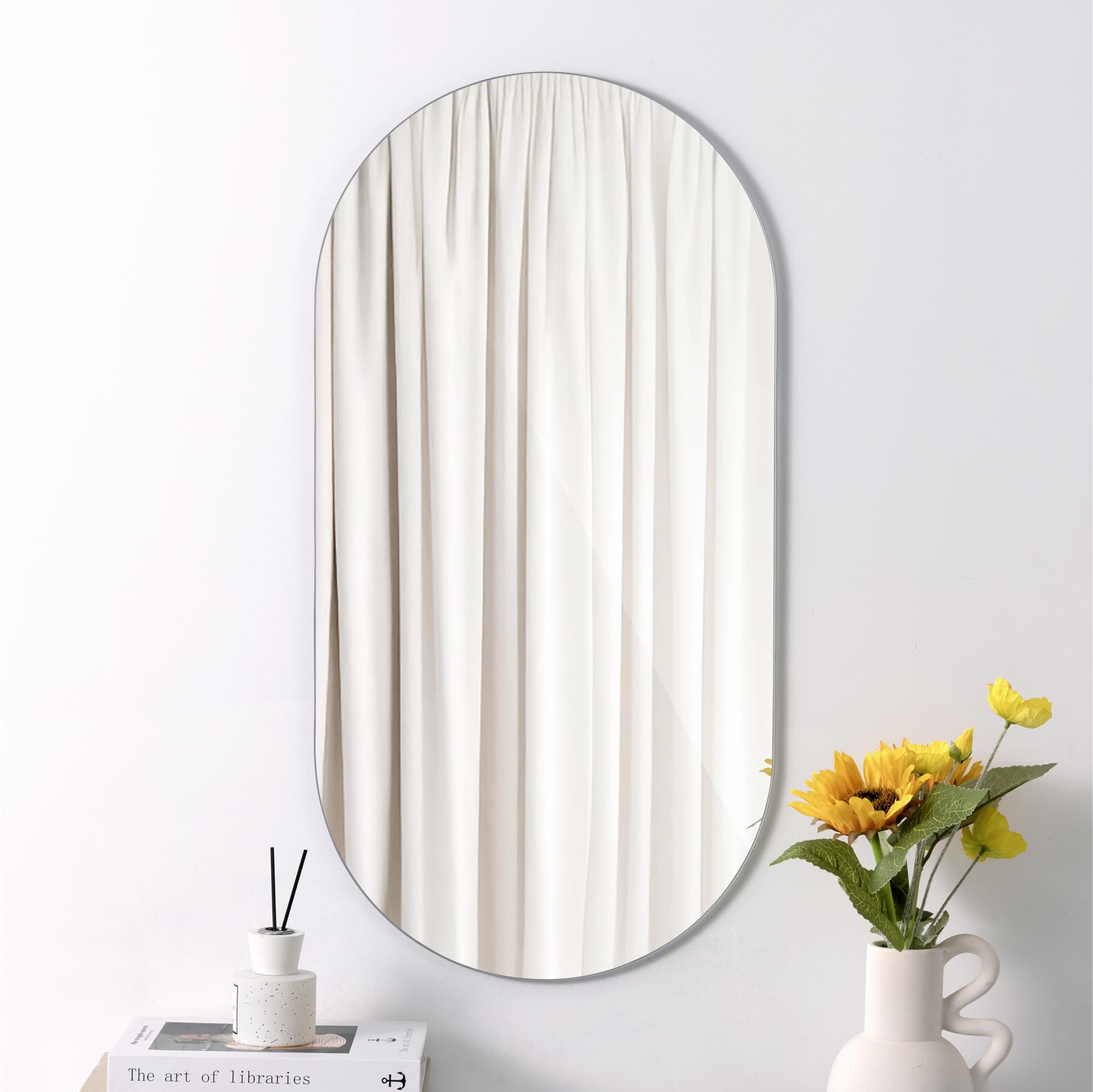 Navaris Espejo Ovalado - Espejo Oval de Pared 75 x 38 cm - Espejos Decorativos de Pared para Entrada Recibidor Baño Salón Tocador - Espejo Forma Ovalada Sin Marco - Oval Mirror