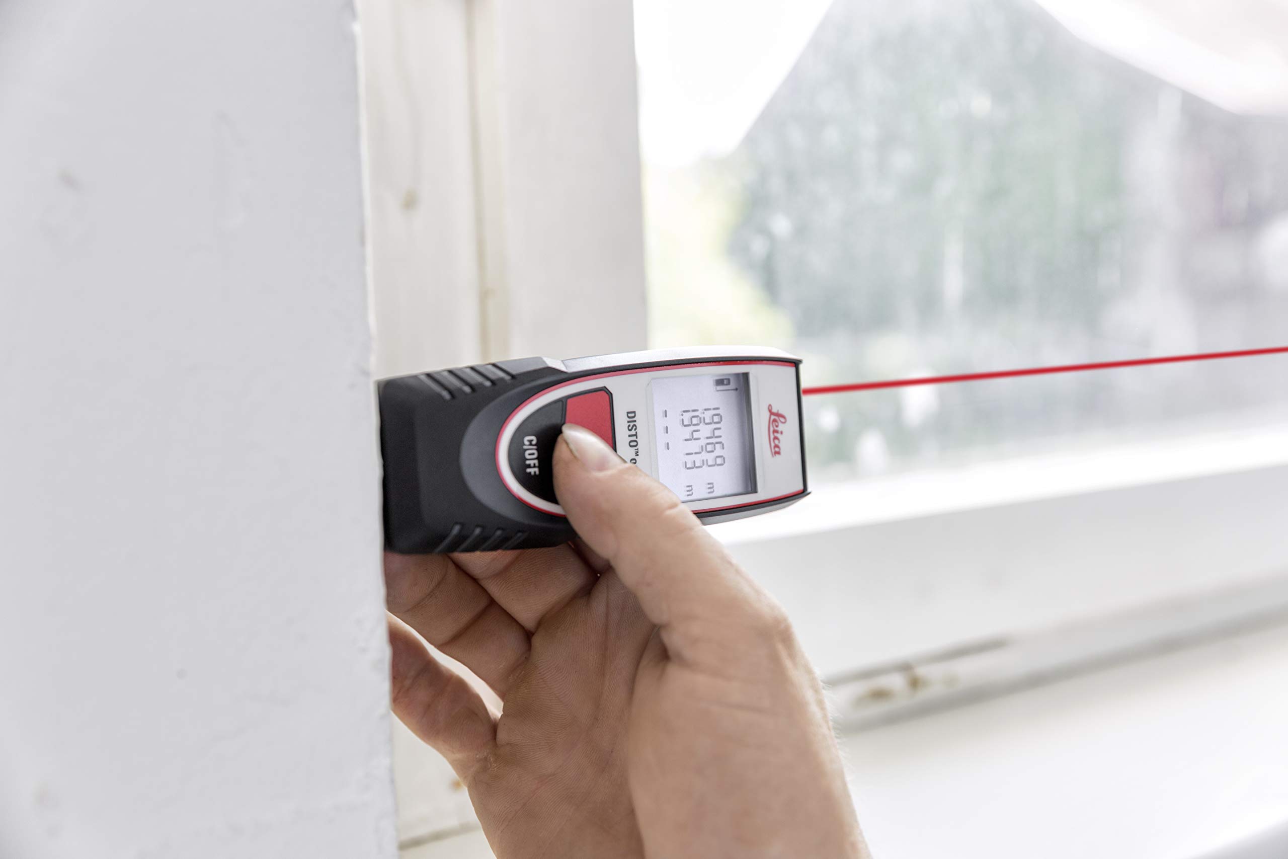Leica DISTO One – metro laser semplice per misure rapide (utilizzabile negli ambienti interni con una portata di 20 m)