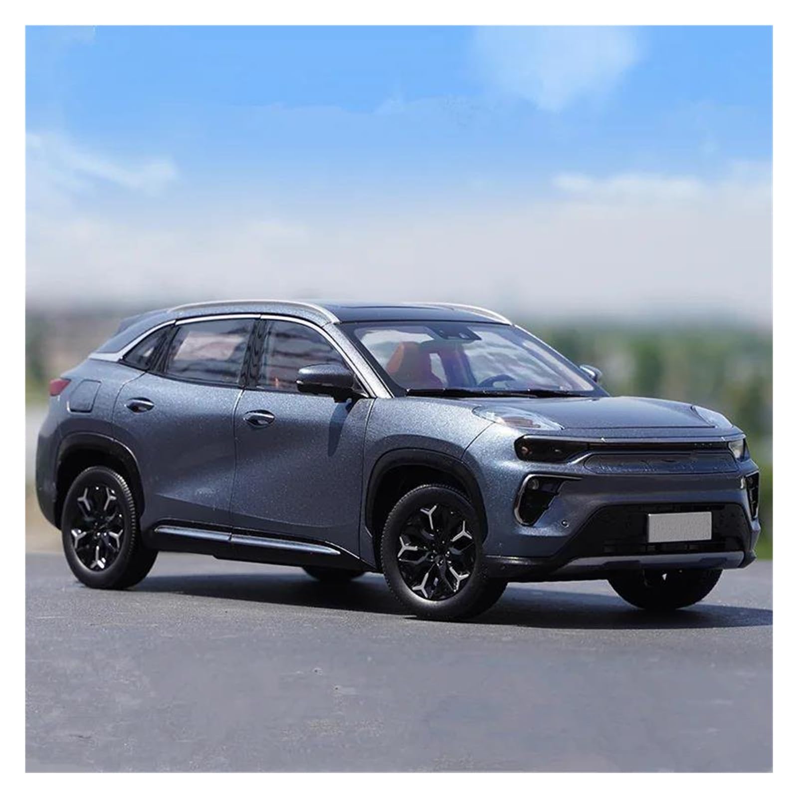 AUDSNI Die-Cast Diecast Car Model 1:18 For Chery EQ7‌ EV SUV Car Alloy Model Diecasts Vehicles