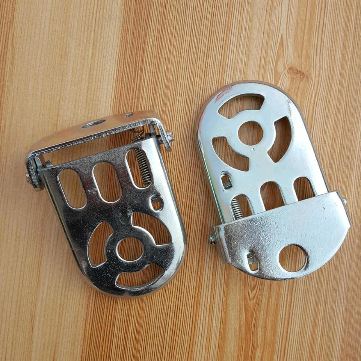 FUNOMOCYA Metal Footrest for Kids' Bike Seat Sturdy Folding Pedal Easy Assembly Mountain Cycling Accessory