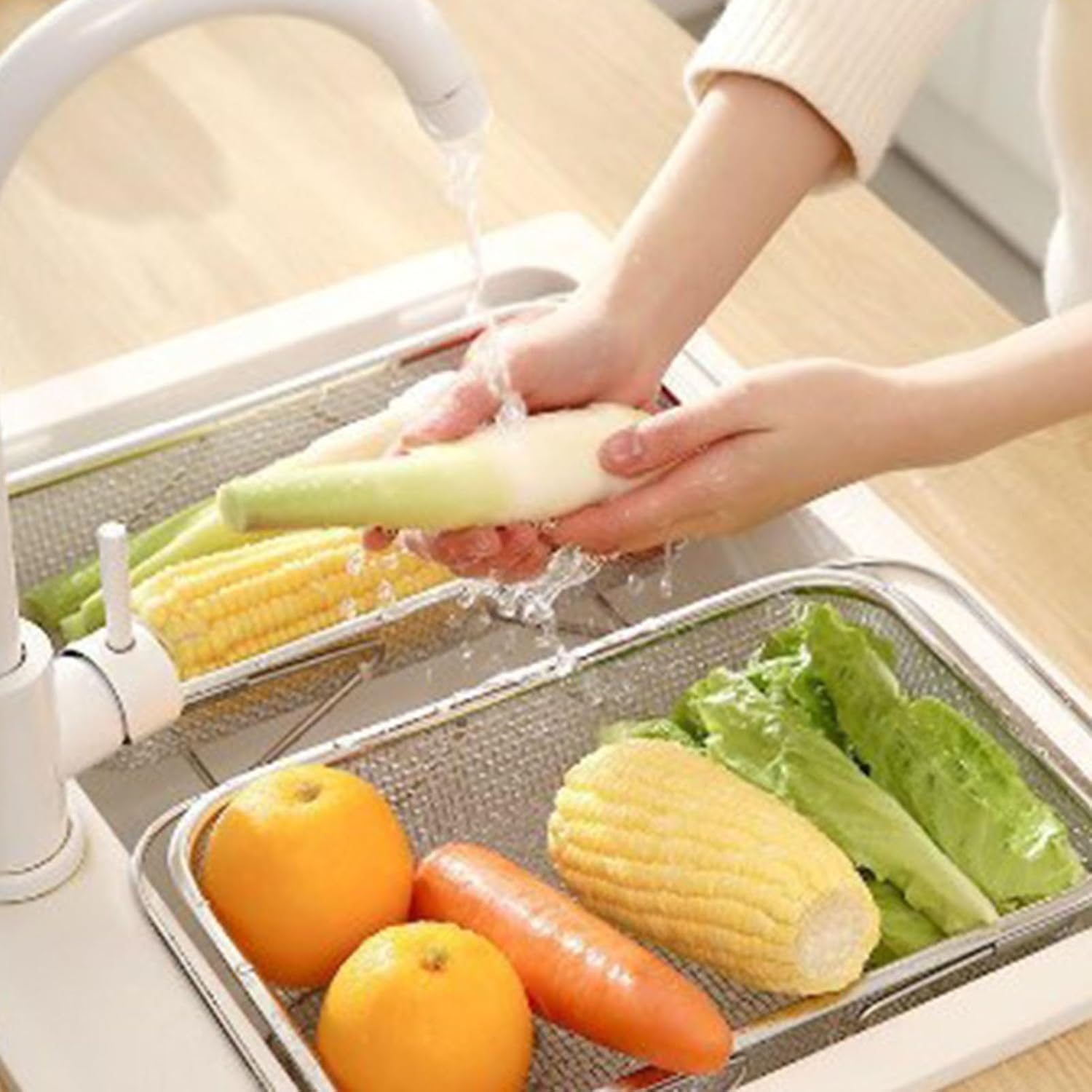 Retractable Drain Rack, Stainless Steel Expandable Sink Strainer Basket, Large Capacity Portable Sink Drying Rack for Household Dish Washing Sink (S 31x12.5cm)