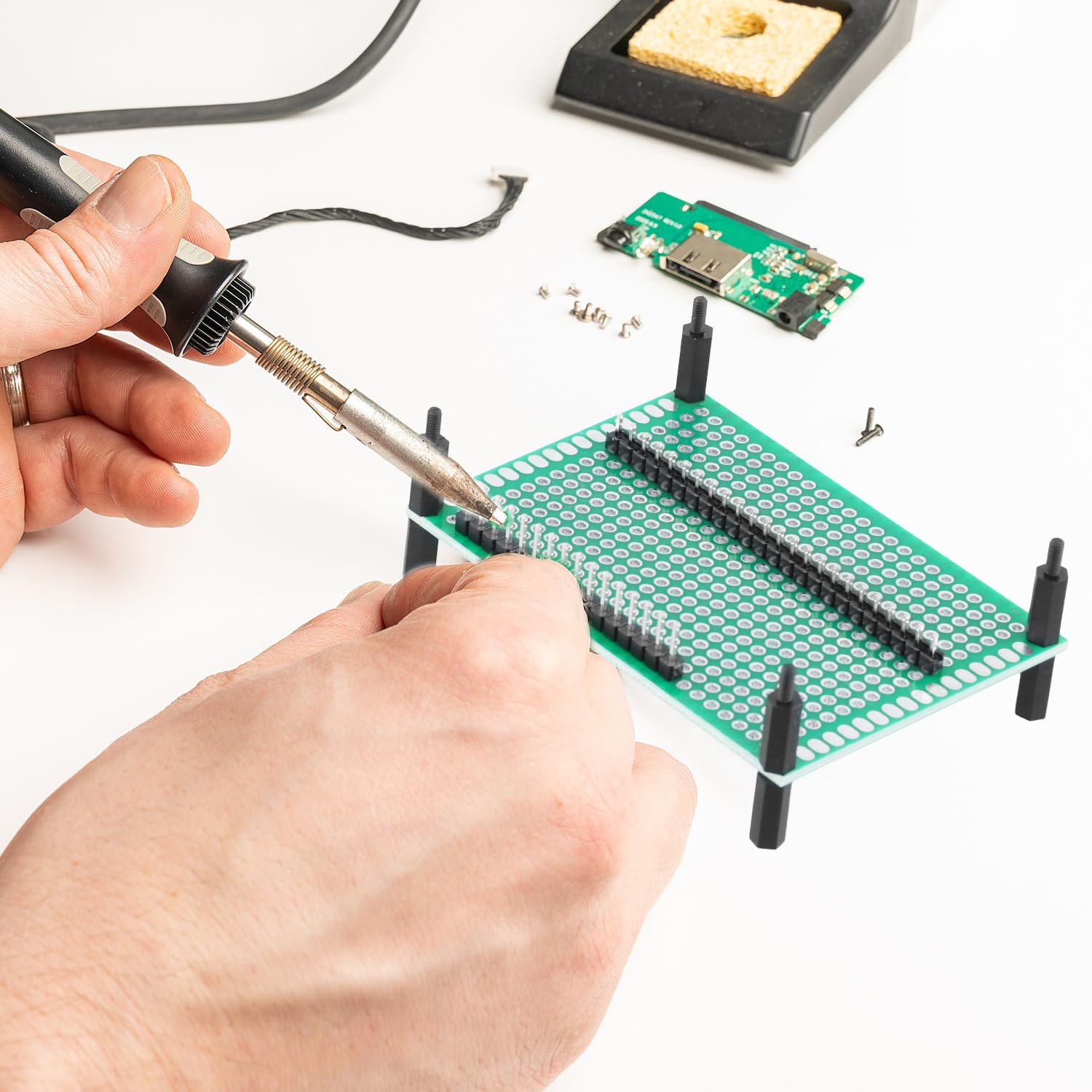 QWORK® 32 Pezzi prototipo PCB a doppia faccia, 6 dimensioni schede PCB, breadboard, compatibile con Arduino progetti