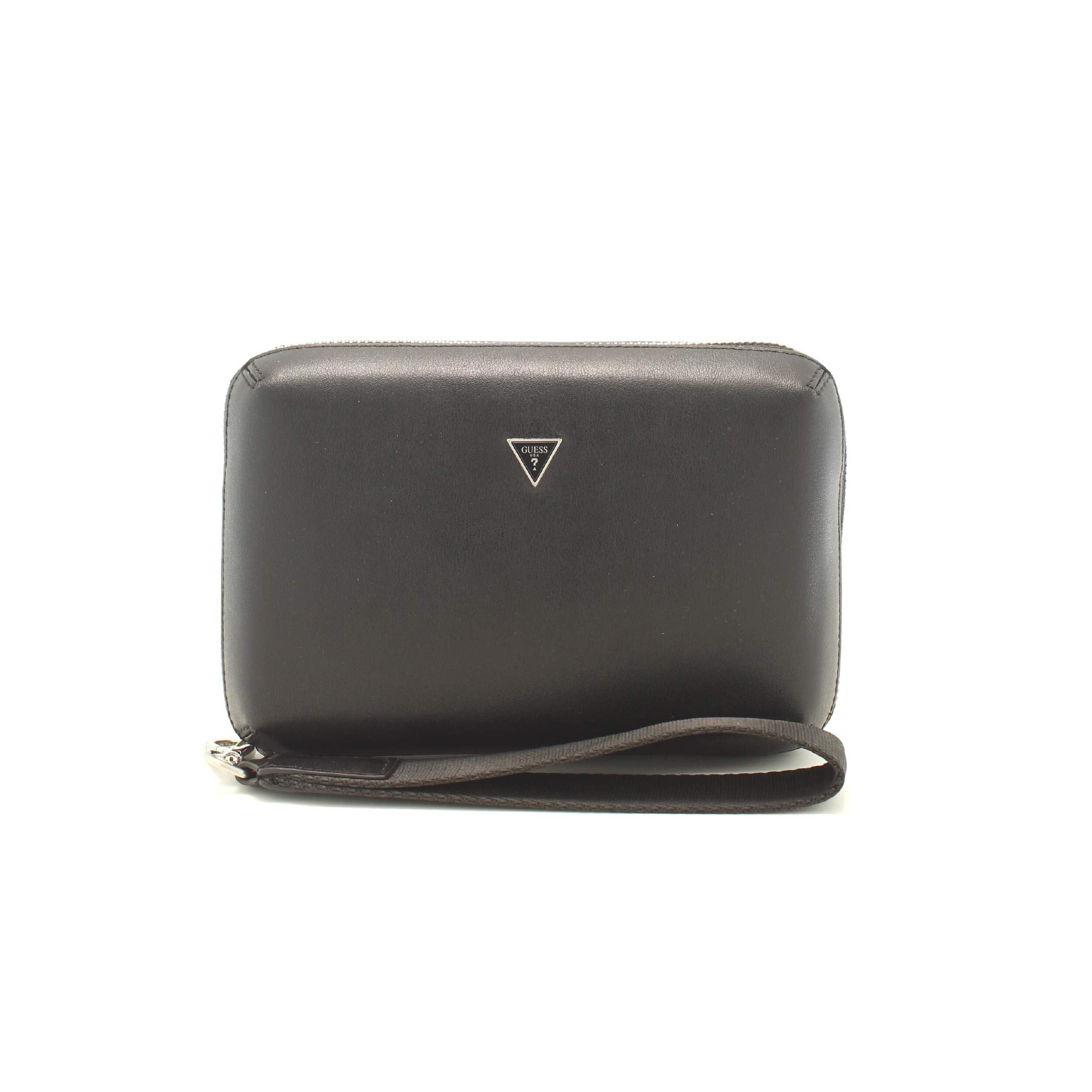 Guess El bolso de mano Guess de piel sintética para hombre es elegante y práctico. Con cierre de cremallera, garantiza seguridad para tus objetos personales, mientras que la correa de muñeca ofrece