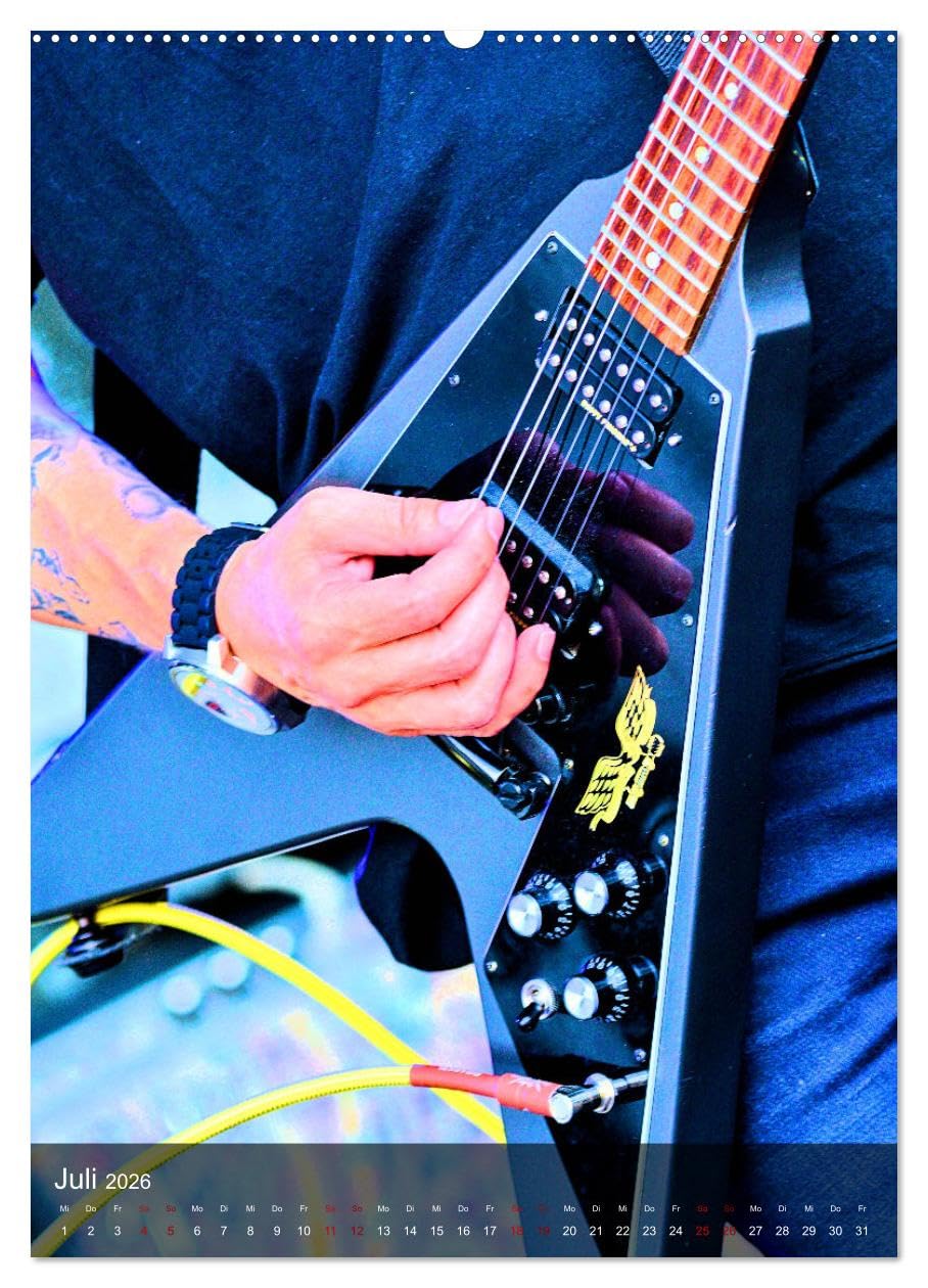 Rockgitarren in Concert (hochwertiger Premium Wandkalender 2026 DIN A2 hoch), Kunstdruck in Hochglanz: Stimmungsvolle Konzertfotografien beliebter Gitarren und Bässe (CALVENDO Kunst)