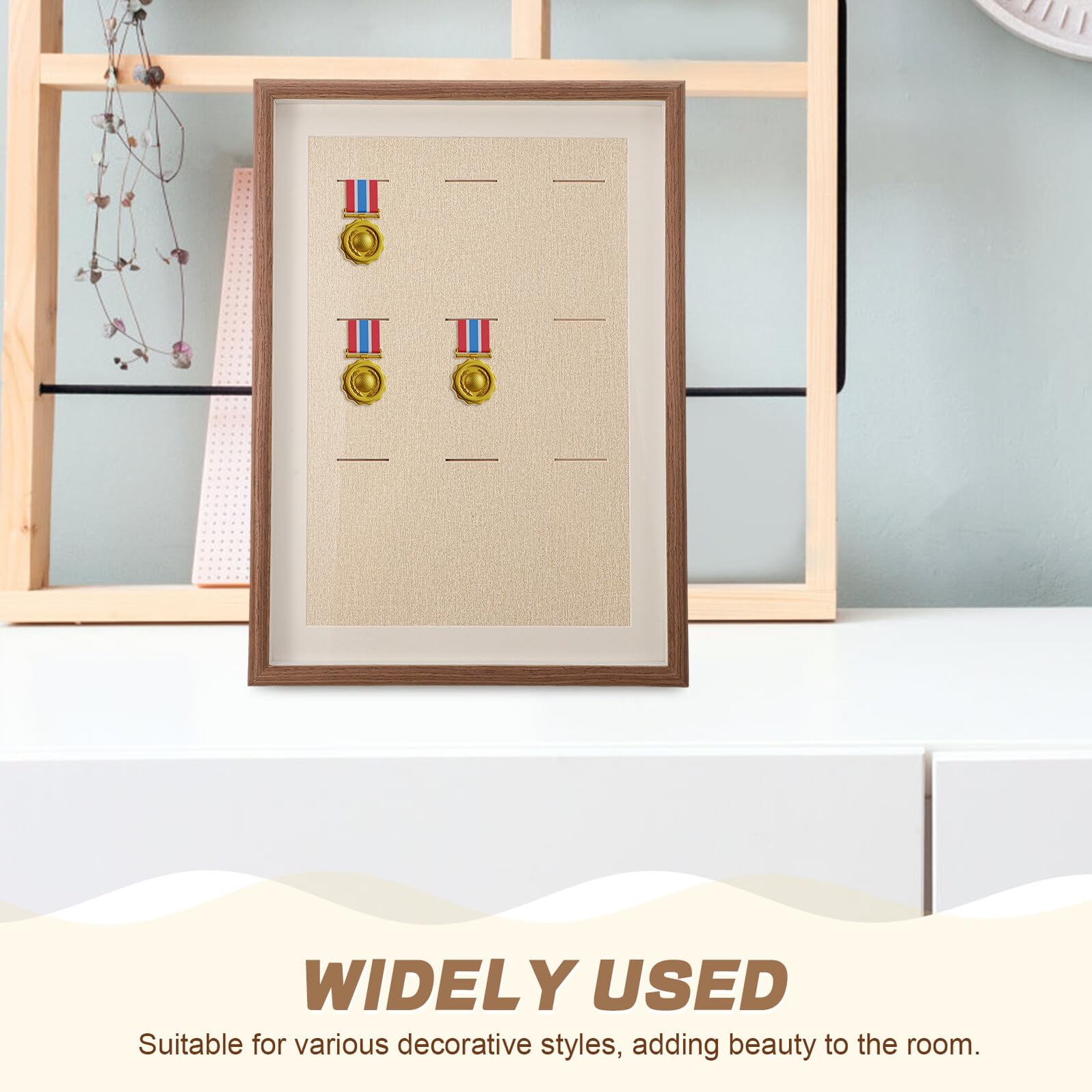 SUPVOX Marco de Exhibición para Medallas A3 9 Compartimentos, Material de Madera Color Café, Vitrina Transparente para Medallas E Insignias, Estuche para Colgar en Pared, Adecuado