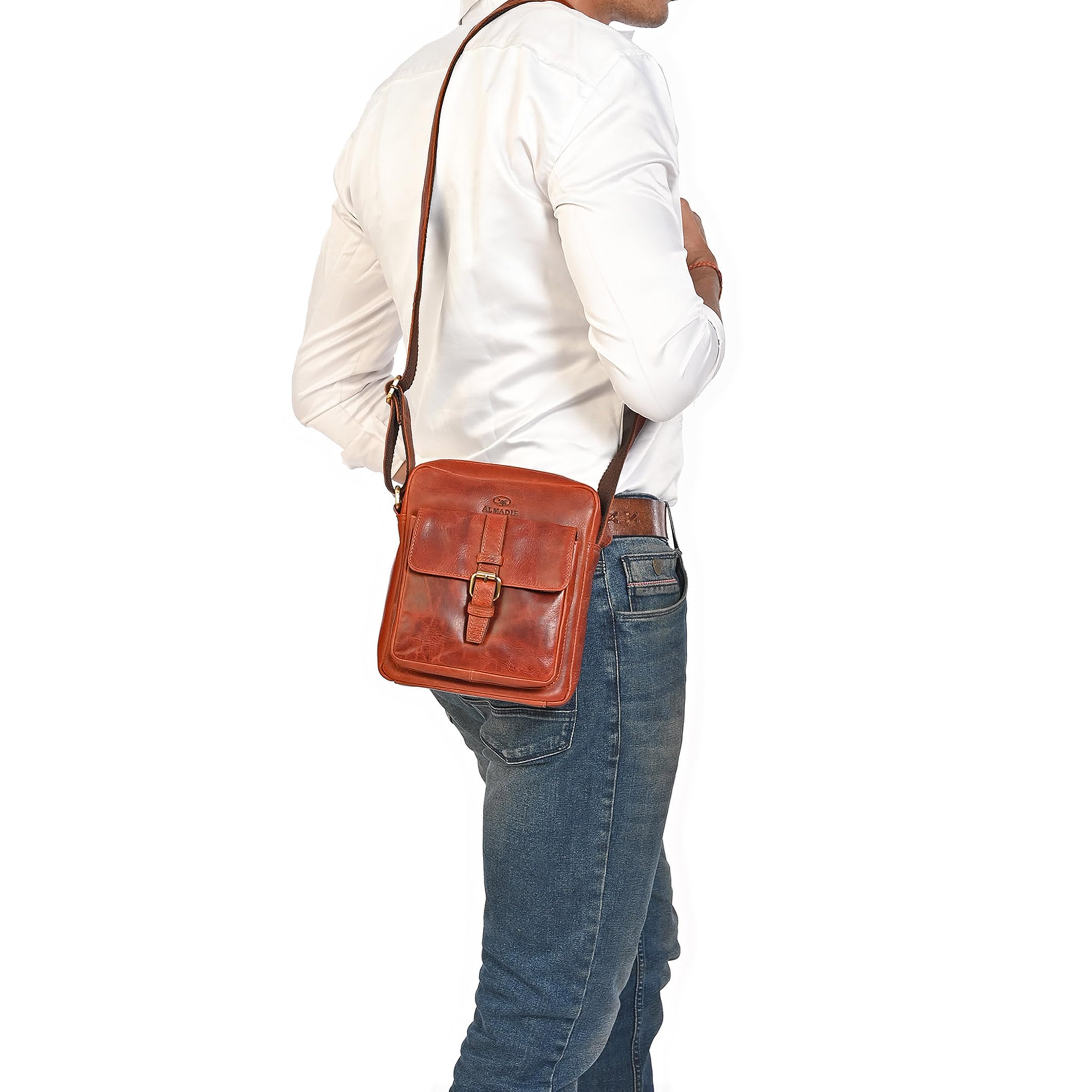 ALMADIH kleine Leder Umhängetasche Herren 8.3 Zoll iPad Mini & Tablet – MARC braun vintage Kompakte Ledertasche für Alltag & Reisen moderne Herren Messenger Schultertasche Freizeittasche Herrentasche