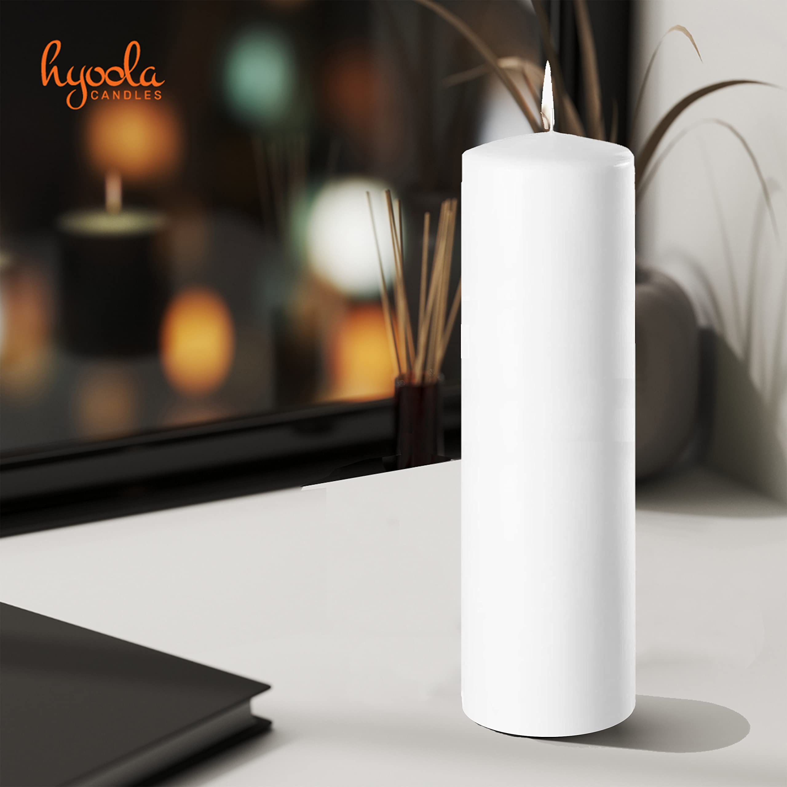 Hyoola Velas Pilar Color Blanco - Velas Grandes Sin Aroma - Paquete de 4 - Velas Decorativas Hechas en Europa - 5 x 22,5 cm