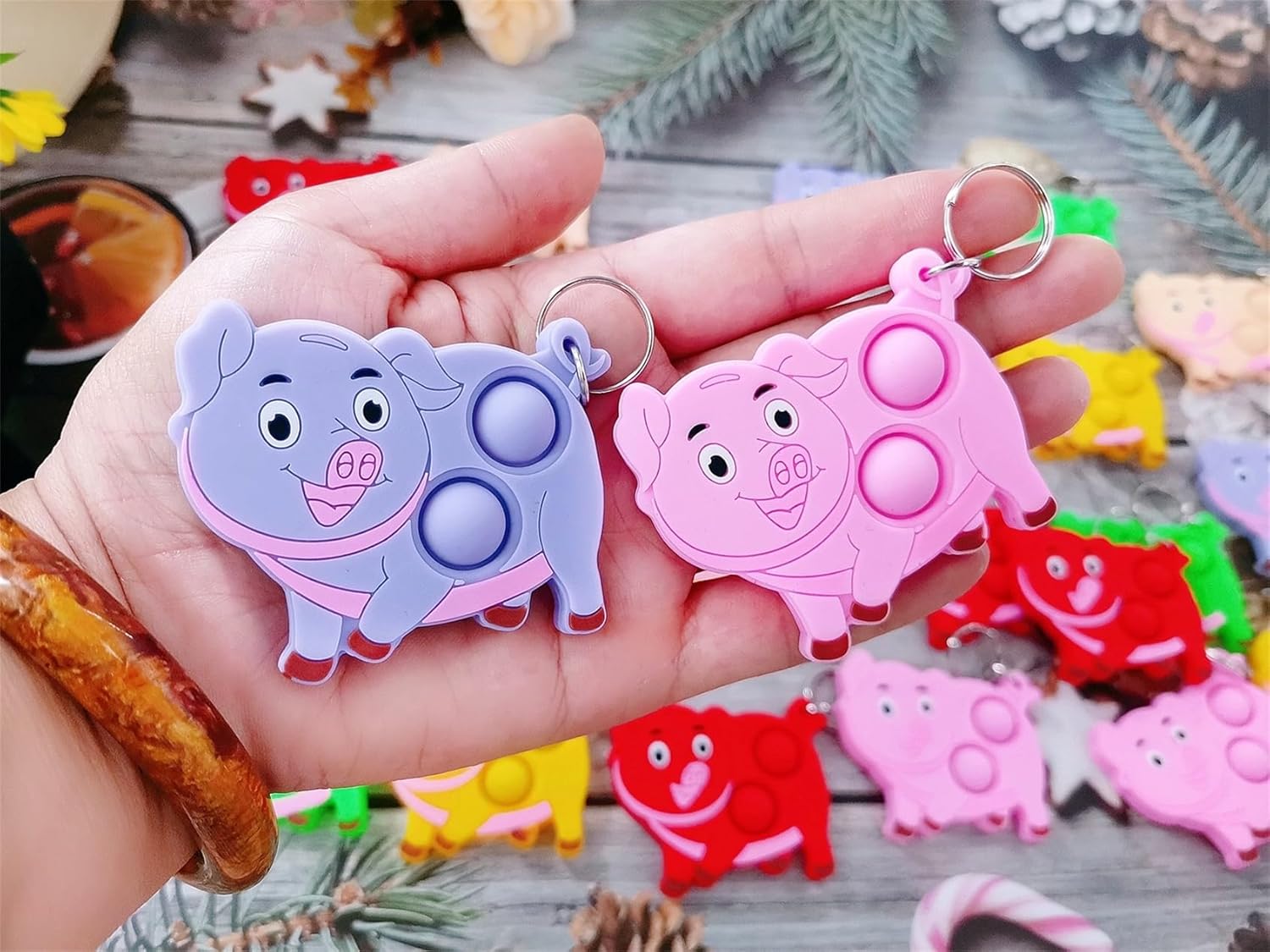 24 Packs Bulk Mini Pig fidgets Toys for Kids Children Classroom Students Gift Prize from Teacher,Pig Animal Birthday Party Favors