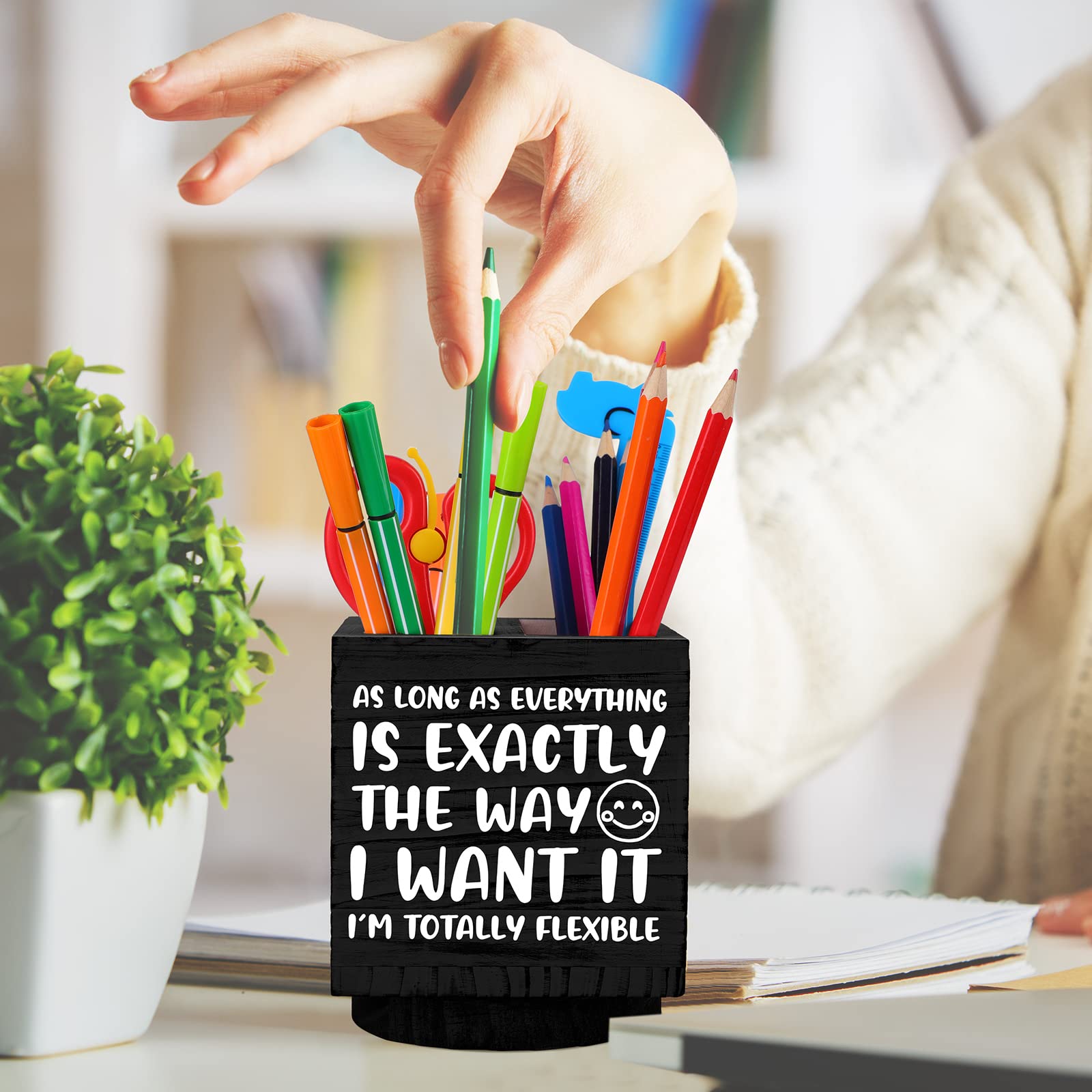 Rotating Wooden Pen Holder - 'I'll Remember It Later' Spinning Desk Organizer (White)