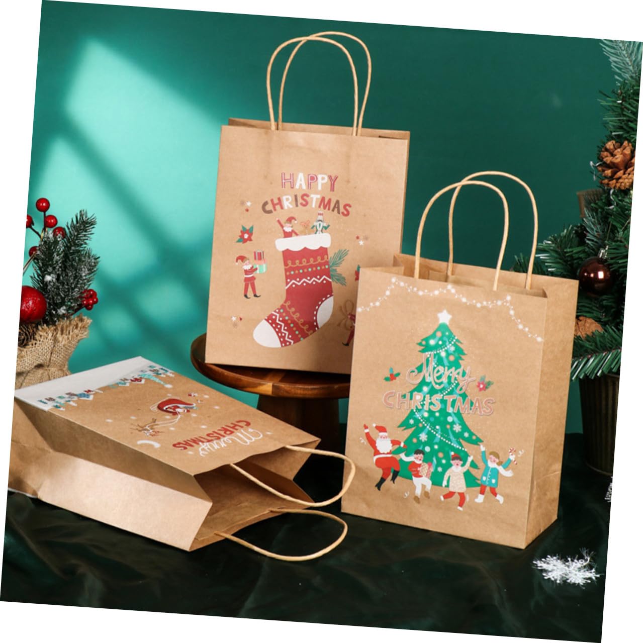 Hemobllo Sacchetti di Carta Natalizi Manici 25 Pezzi Sacchetti per Bomboniere e Dolcetti per Feste di Natale Borse a Mano Decorative in Carta Sicura per Regali e Snack Festivi