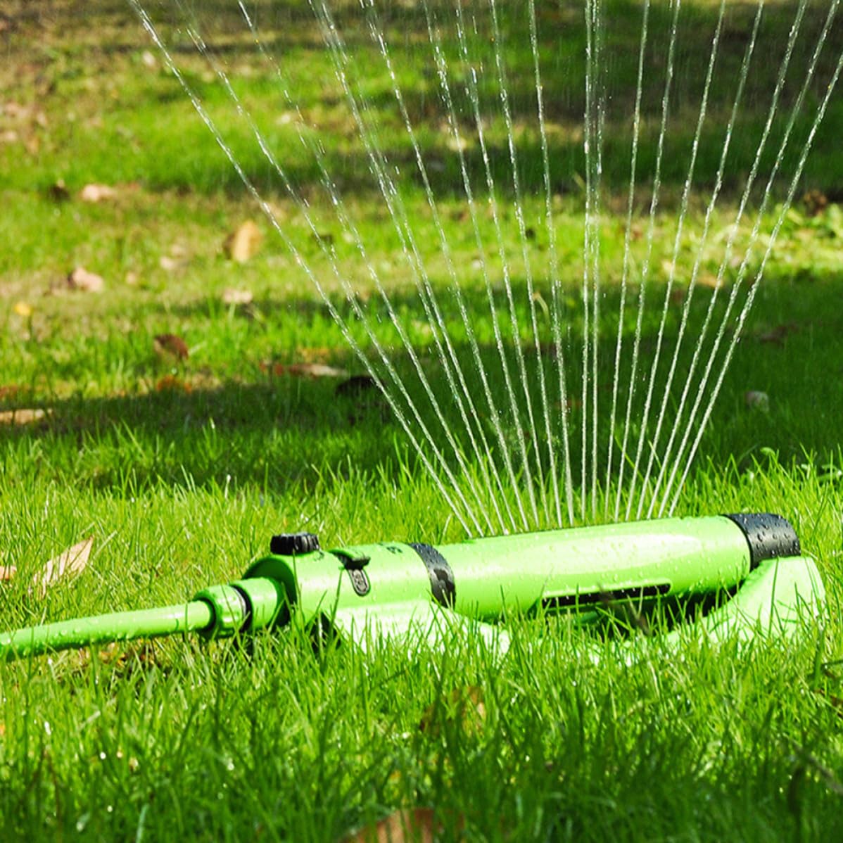 Mikikit Irrigatore da Giardino Rotante ABS Verde per Prato | Angolo Regolabile, Ampia Copertura, Irrigazione Automatica, per Fiori e Terreno