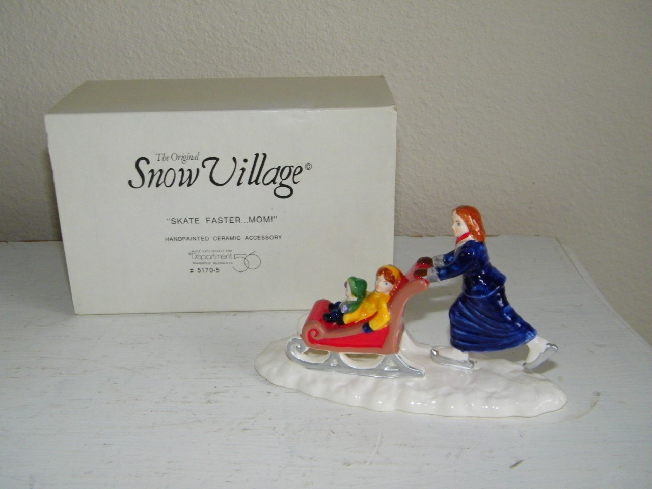 Figura Dept 56 Snow Village Patinar más Rápido Mamá 5170 Decoración Navideña