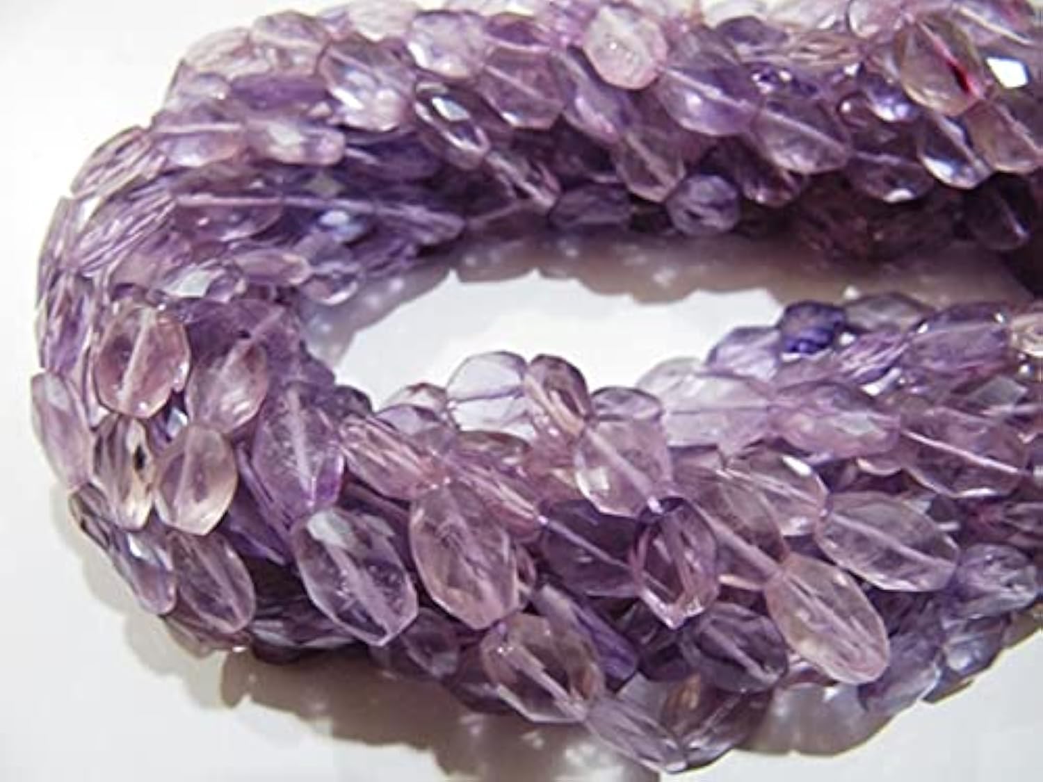 Améthyste rose perles porte-bonheur en pierres naturelles pour offrir un bijou unique