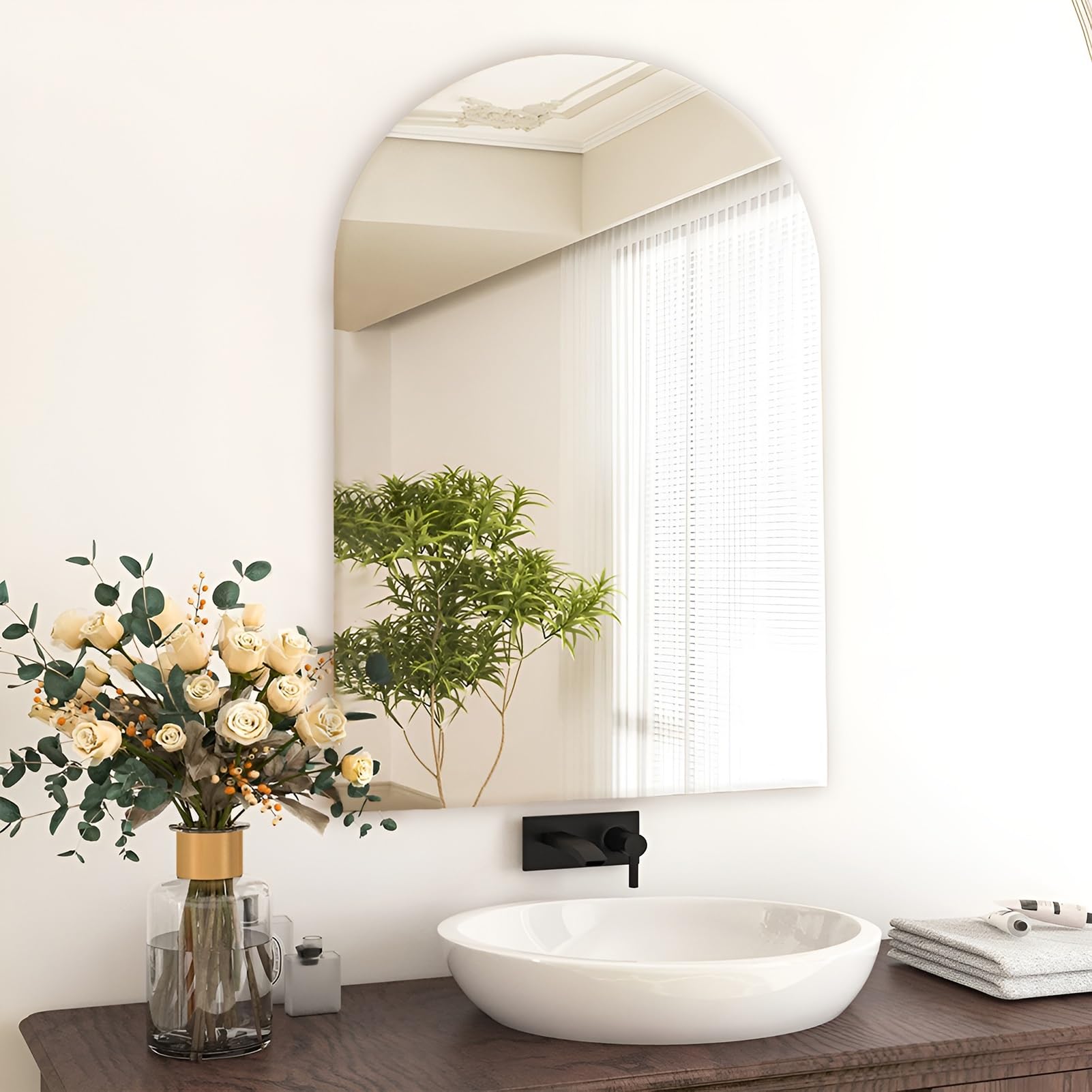 Specchio da Parete ad Arch per Bagno 50x30 cm, Senza Cornice, Specchio Adesivo Flessibile, Appendere Orizzontalmente o Verticalmente