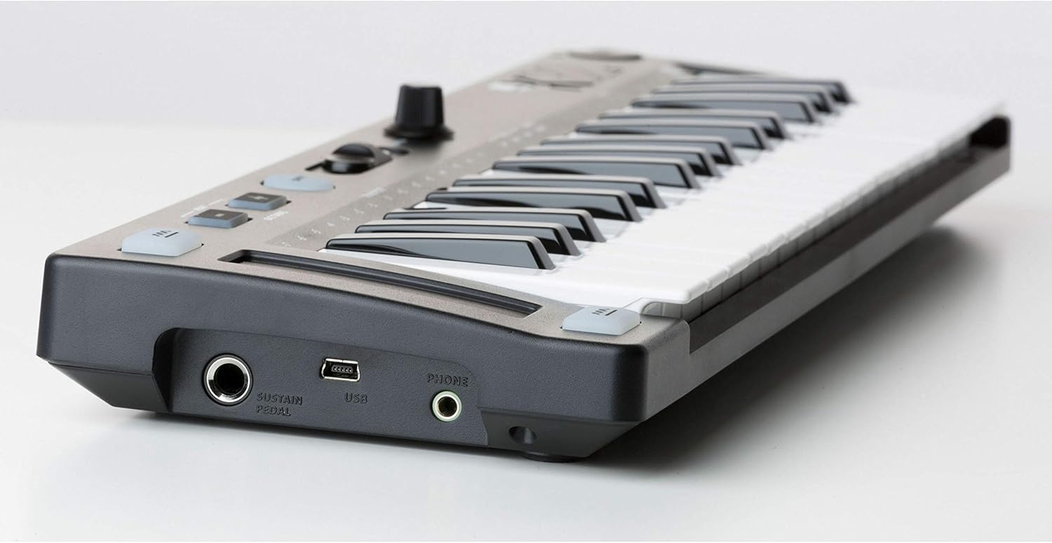 MIDITECH K32s USB MiDI controller with built in speaker