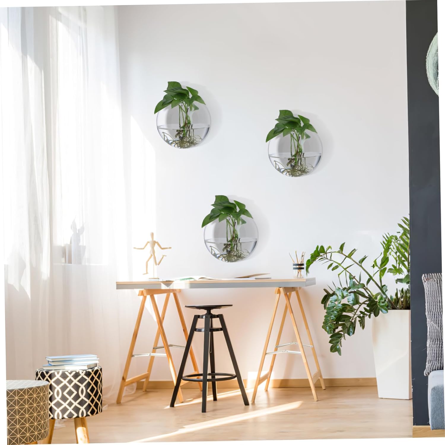 4pcs Wall Mounted Glass Planters Hanging Terrarium Globe Propagation Station for Indoor Plants Water Holders Decorative Home Wall Plant Holders