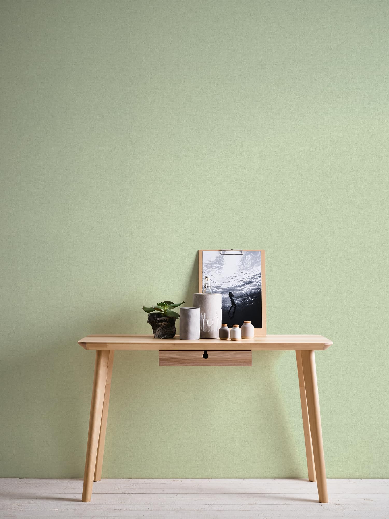 A.S. Création Plain Wallpaper Attractive Non-Woven 10.05 m x 0.53 m Green Made in Germany 378315 37831-5, 53 x 1005 cm - Image 4