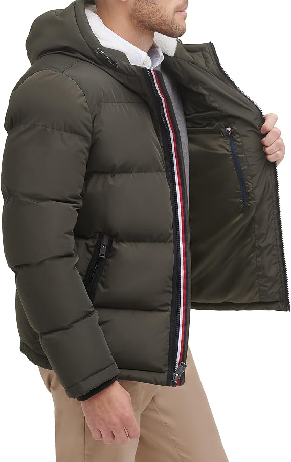 Tommy Hilfiger Men's Classic Hooded Puffer Jacket (Standard and Big & Tall)