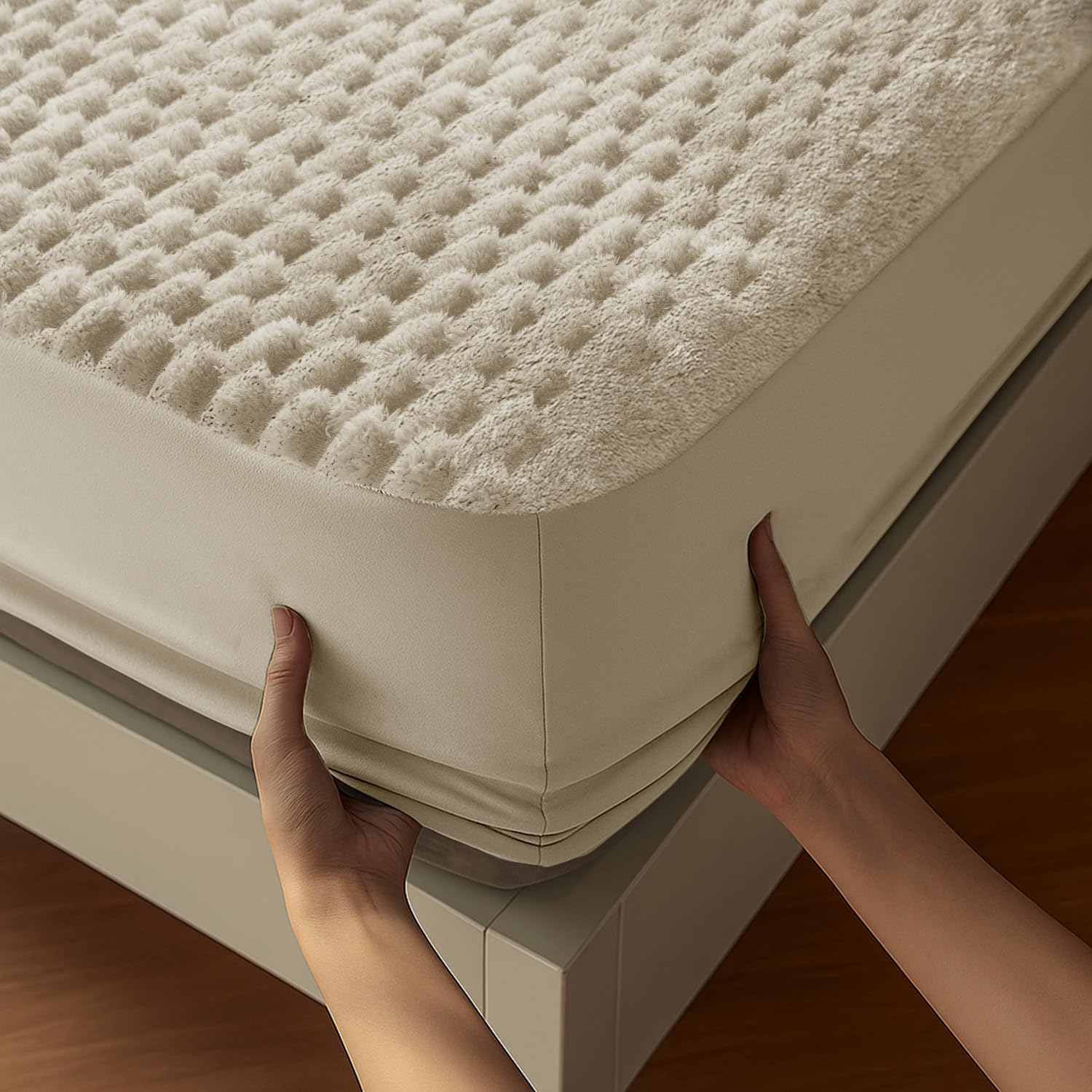 Velosso Chunky Thermal Popcorn Faux Fur Fitted Sheet, Plush Extra Deep 40cm Pocket, Teddy Cosy Elasticated Corners, Flannel Feel Touch (Cream, King)