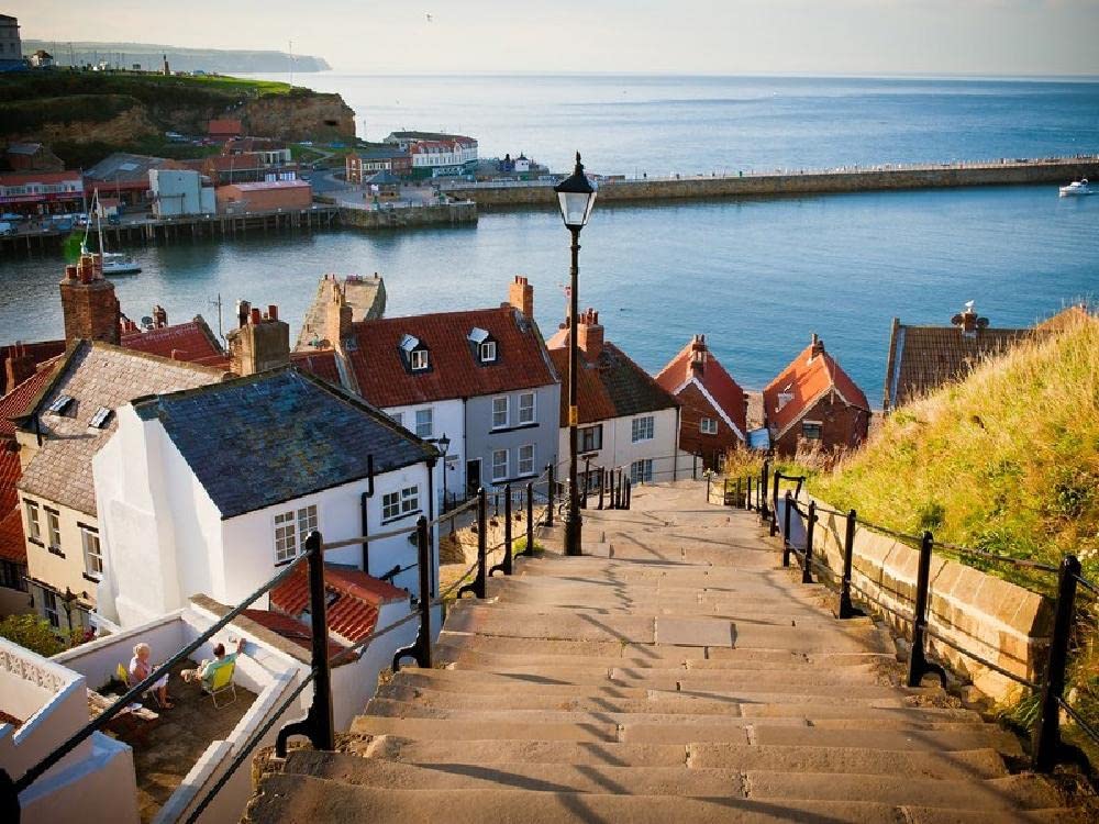 Nprzm H136 British Seaside Town Of Whitby Diy 5D Diamond Painting By Number Unique Kits Home Wall Decor Crystal Rhinestone Wall Decor 30X40cm