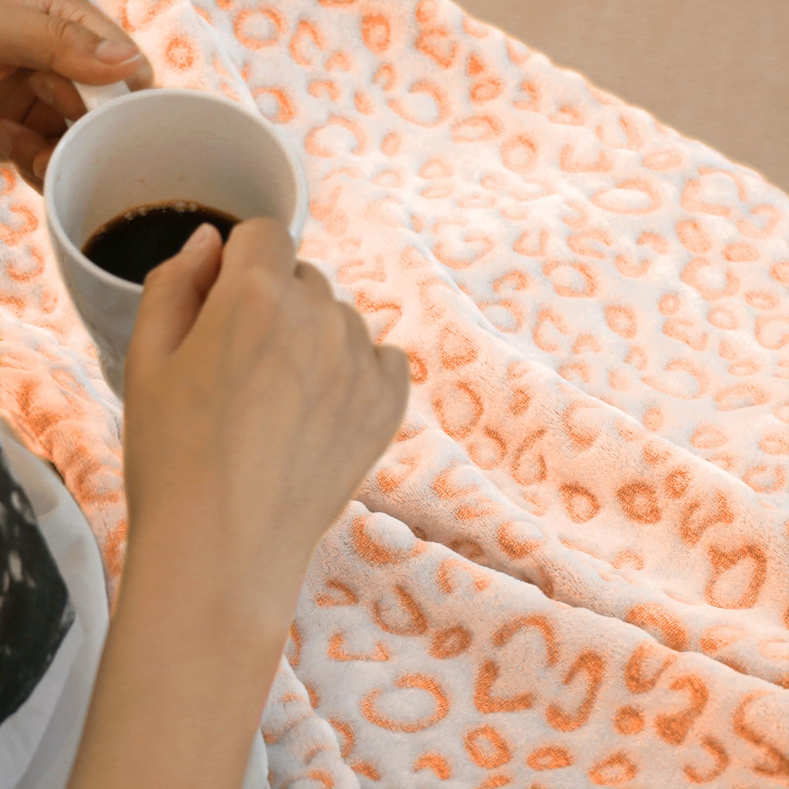FY FIBER HOUSE Cheetah Print Blanket Blue Leopard Blanket Fluffy Soft Throw for Couch,50"X60"