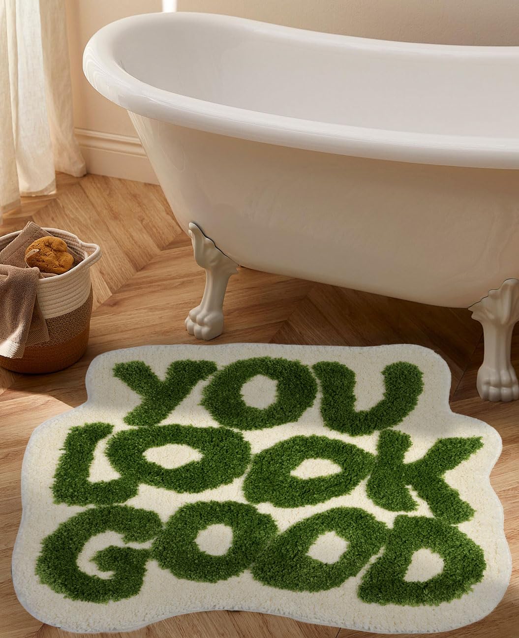 Alfombra de baño verde con texto en inglés You Look Good, alfombra de baño divertida, bonita, antideslizante, de microfibra, de felpa, pequeña, fresca, lavable, absorbente, para bañera y 7