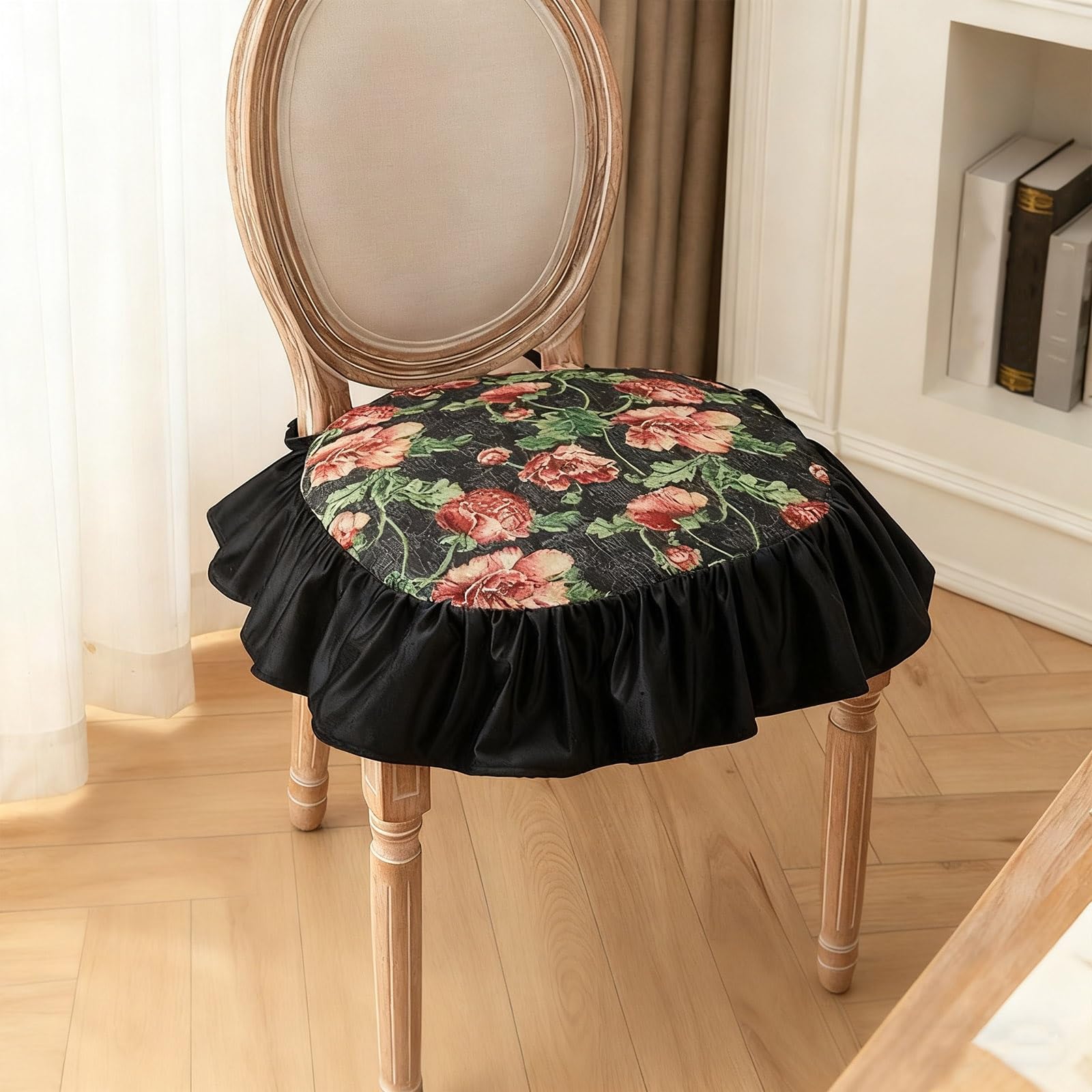 Cojines para silla con volantes suaves: dale un toque rústico y cómodo a tu cocina