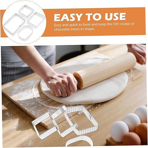 Miniatura 4 de PRETYZOOM 4pcs Cake Mold Biscuit Stamp Mini Cookie Cutters Baking Stamps Kitchen Biscuit Cookie Press Fudge Molds Sandwich Cookies Household Biscuit