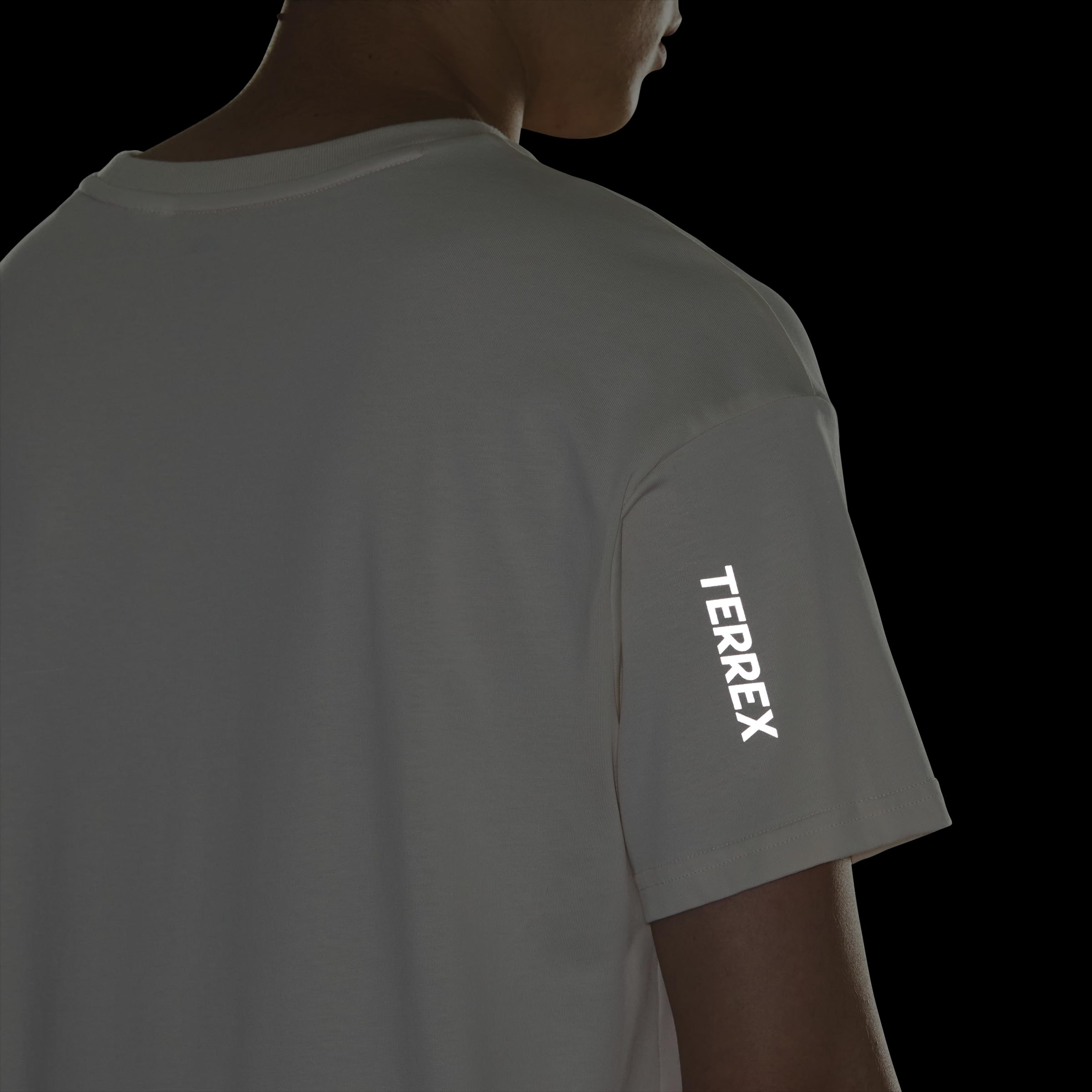adidas Men's Multi Grafik T-Shirt