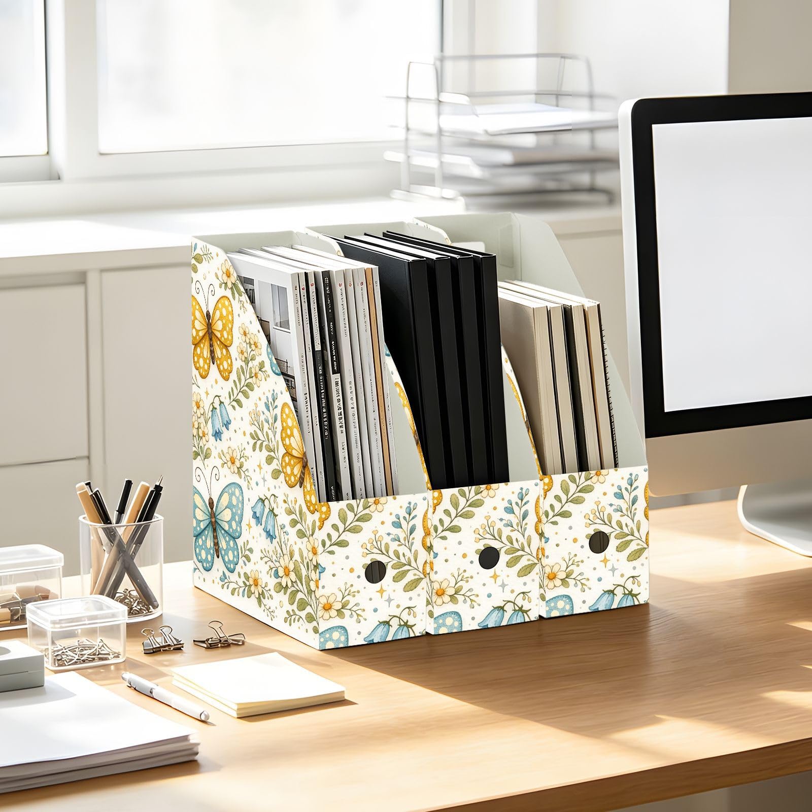 Aesthetic Butterfly Yellow Stehsammler mit beschreibbaren Etiketten