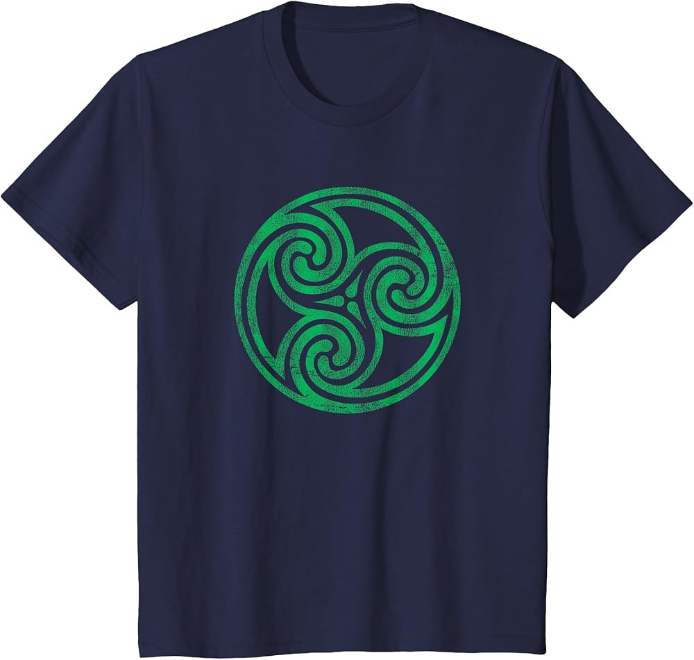 Vintage Green Celtic Triskelion Spiral Knot Ireland Irish T-Shirt — 사진 1