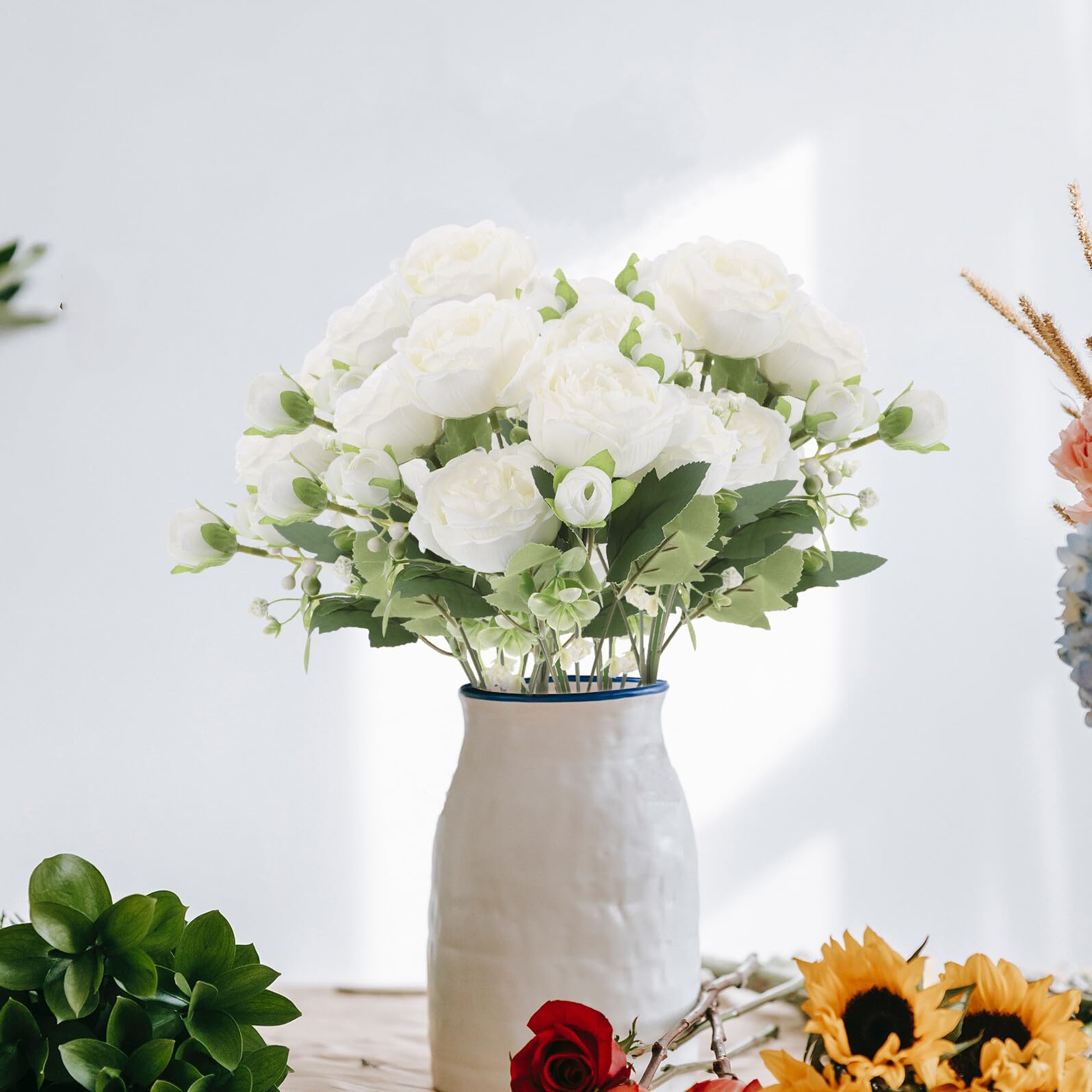 10 Stück Künstliche Pfingstrosen aus Seide Weißer Blumenstrauß mit Hohem Realismus Vielseitige Dekoration für Hochzeit Esszimmer und Stilvolle Wohnräume