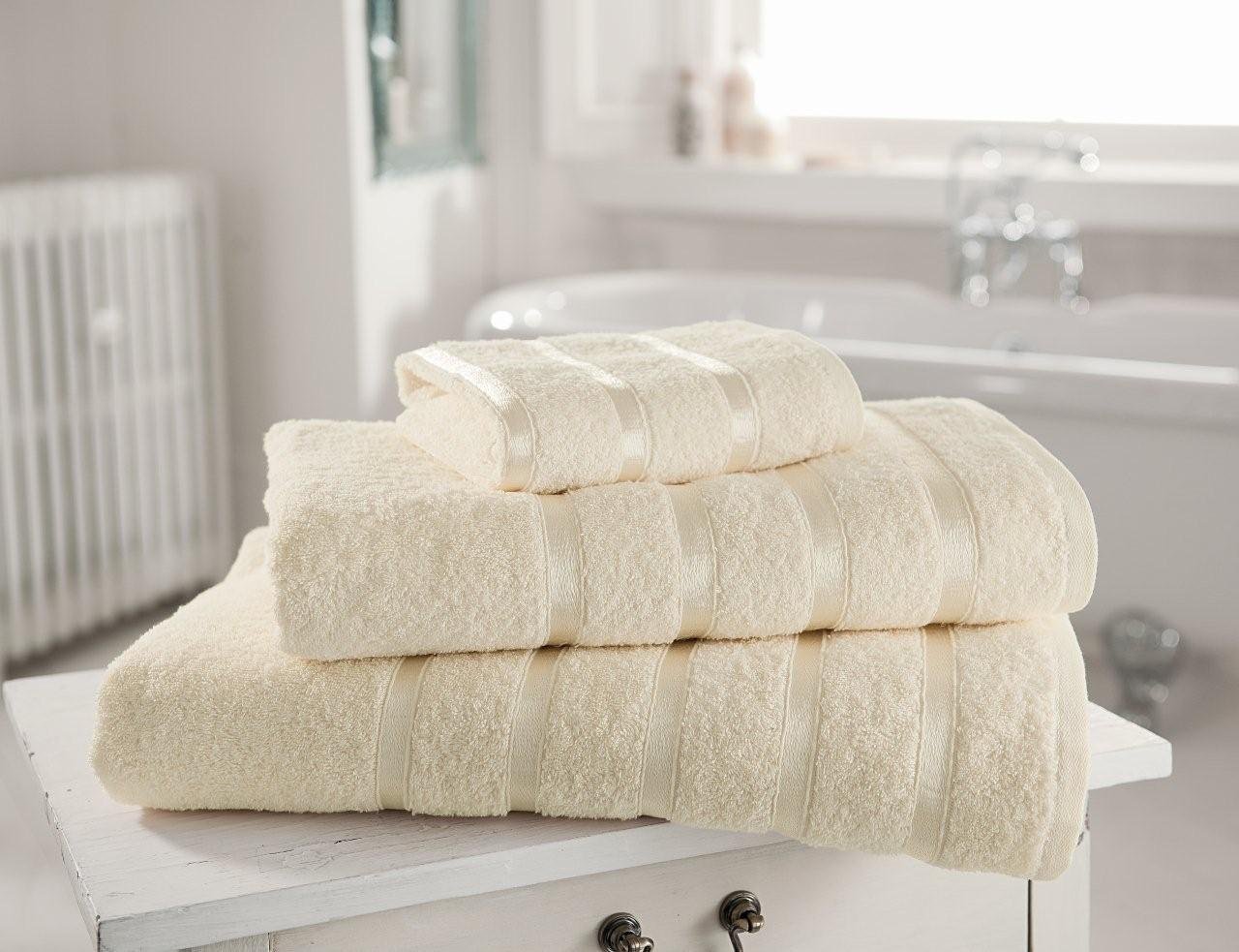 GC GAVENO CAVAILIA Gaveno Cavailia Egyptian Cotton Thick Absorbent 500 GSM Kensington Cream, Pack of 4-Bath Towel