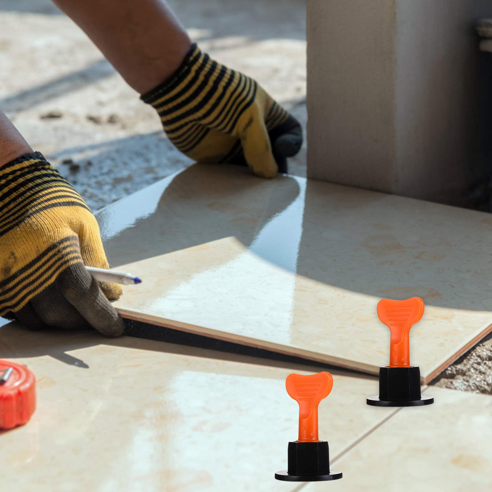 Sistema di Livellamento Piastrelle Nero in Plastica 100 Pezzi | Pavimenti e Pareti, Attacco e Rimozione Semplici, Kit Riutilizzabile per Posa Fai-da-te