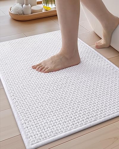 Color&Geometry Alfombras de baño de felpilla mejoradas más densas, 17 x 29.5 pulgadas, antideslizantes, absorbentes, blancas, para baño, ajuste