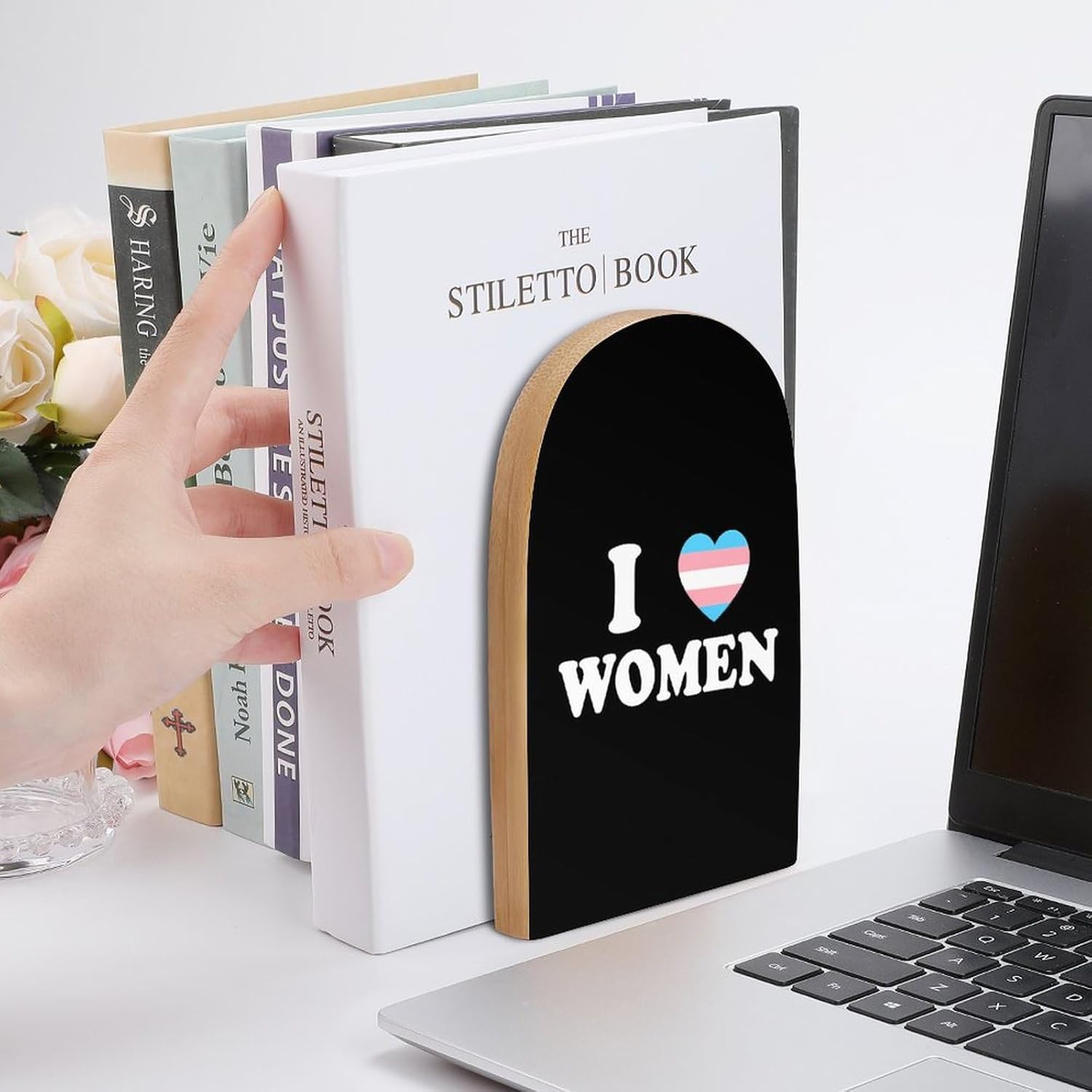 I Love Trans Women Cute Wood Book Ends Decorative Bookends 1 Pair Non-Skid for Shelves Home Office 7 X 5 Inch