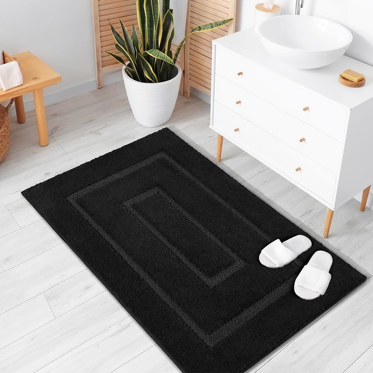 Amazon.com: Keeko Bathroom Rugs Small Bath Mat, 24x36 Black Bathroom ...
