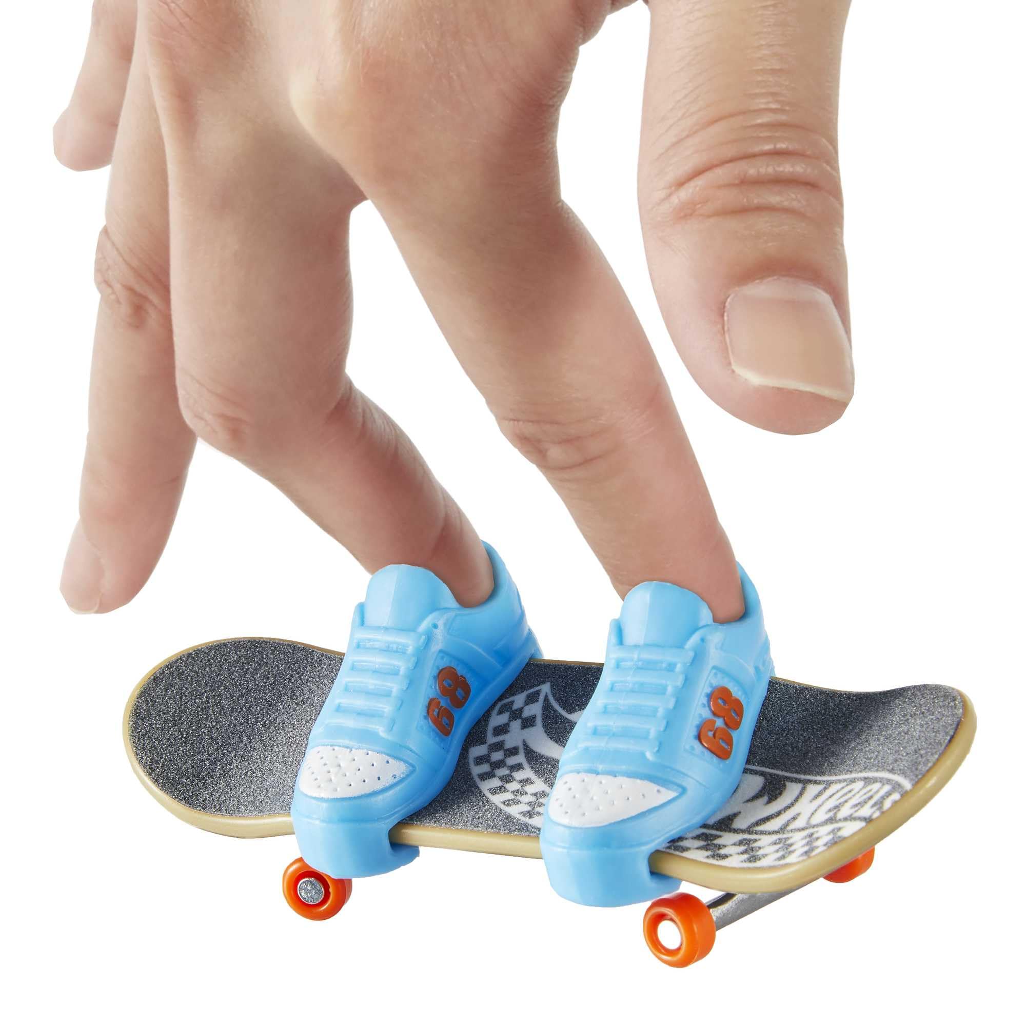 Mattel- Mini deskorolka Hot Wheels. Obejmuje buty. Różne modele, Wielobarwny (HNG26)