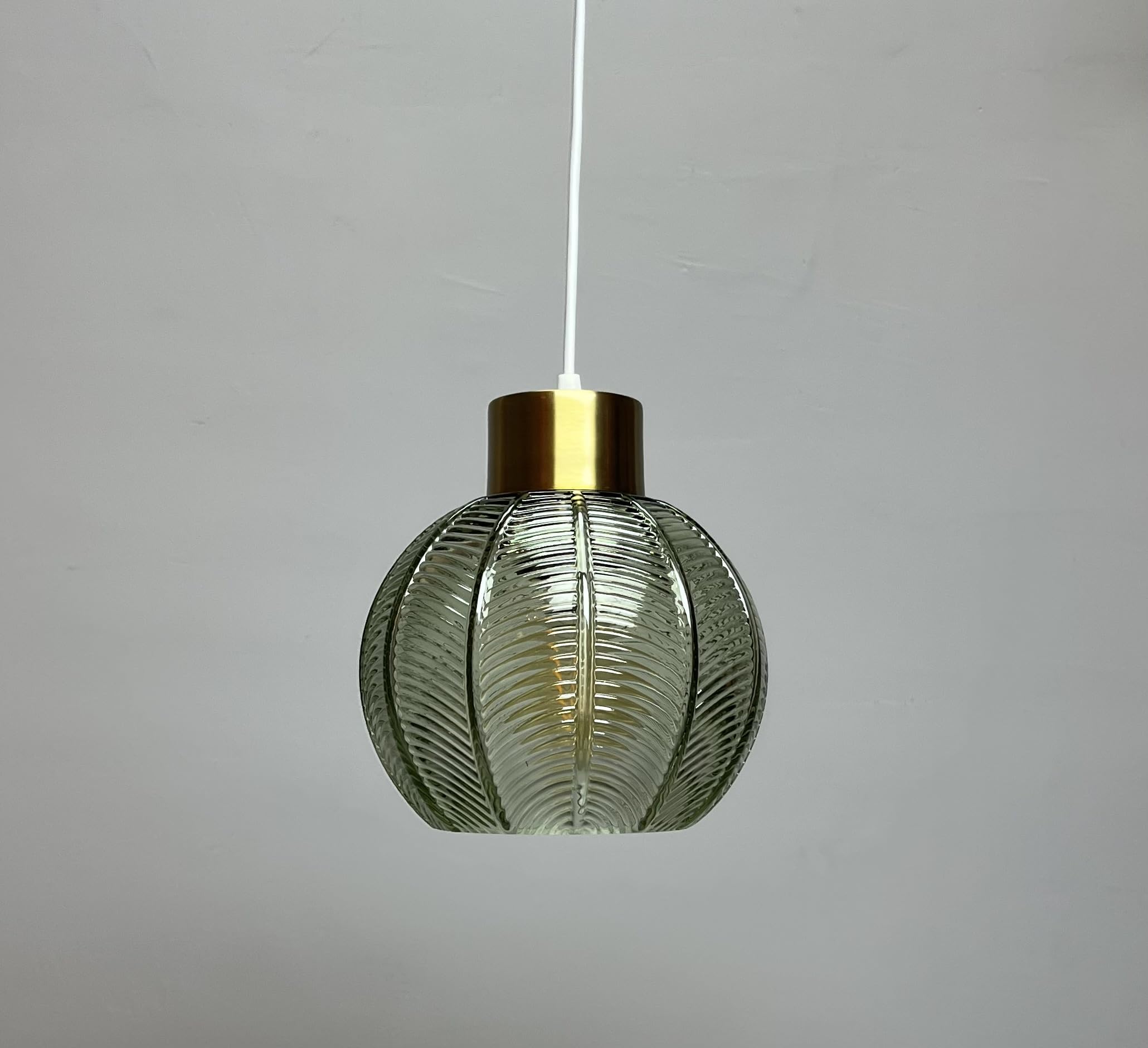 Leaf Design Glass Ceiling Pendant in Green, Smokey or Clear Options Ceiling Light Pendant Non Electric. Stunning Hanging Pendant Designs for The Home (Green)