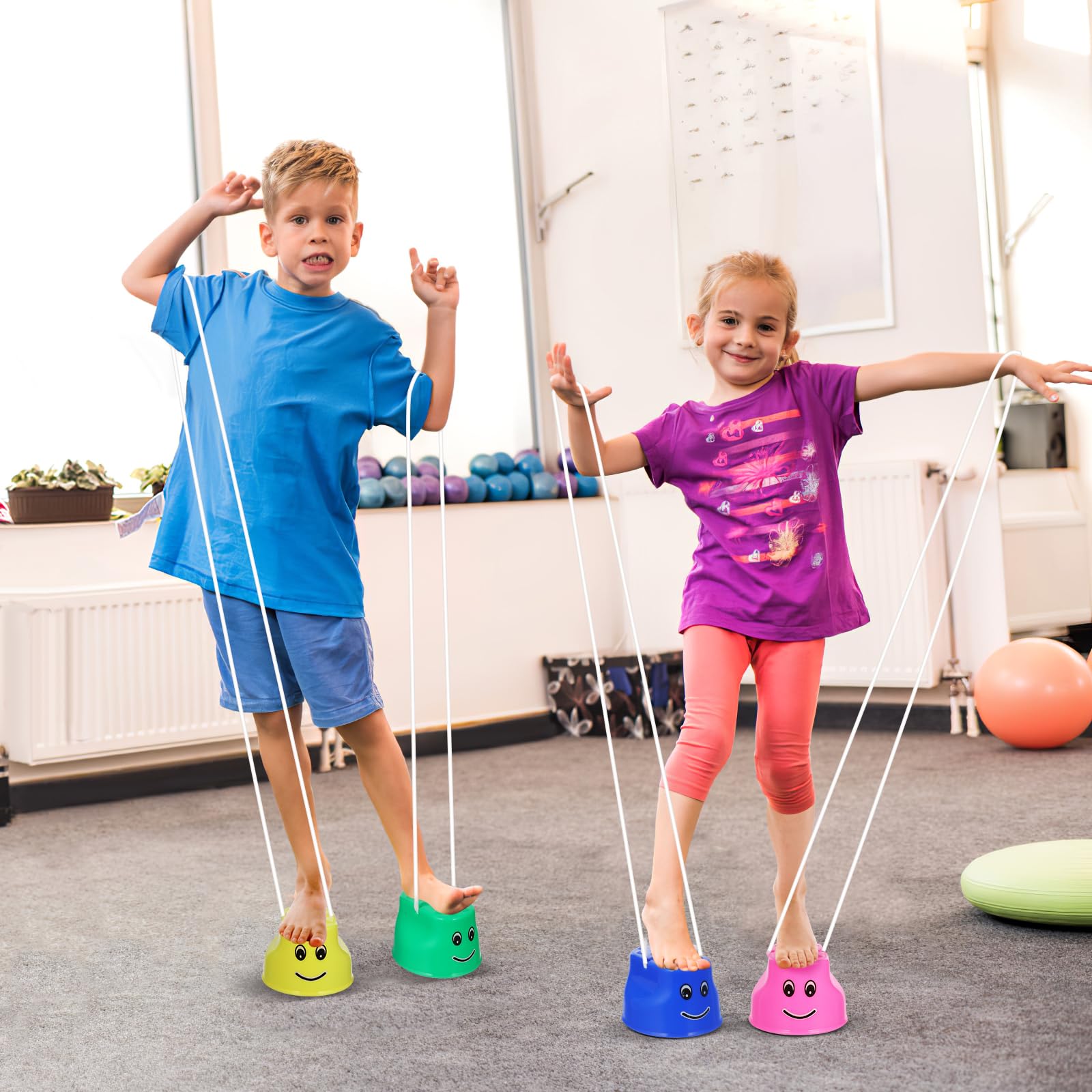 Échasses pour enfants Supvox - 4 pièces, entraînement sensoriel, équilibre, concentration, empilables, couleurs mélangées