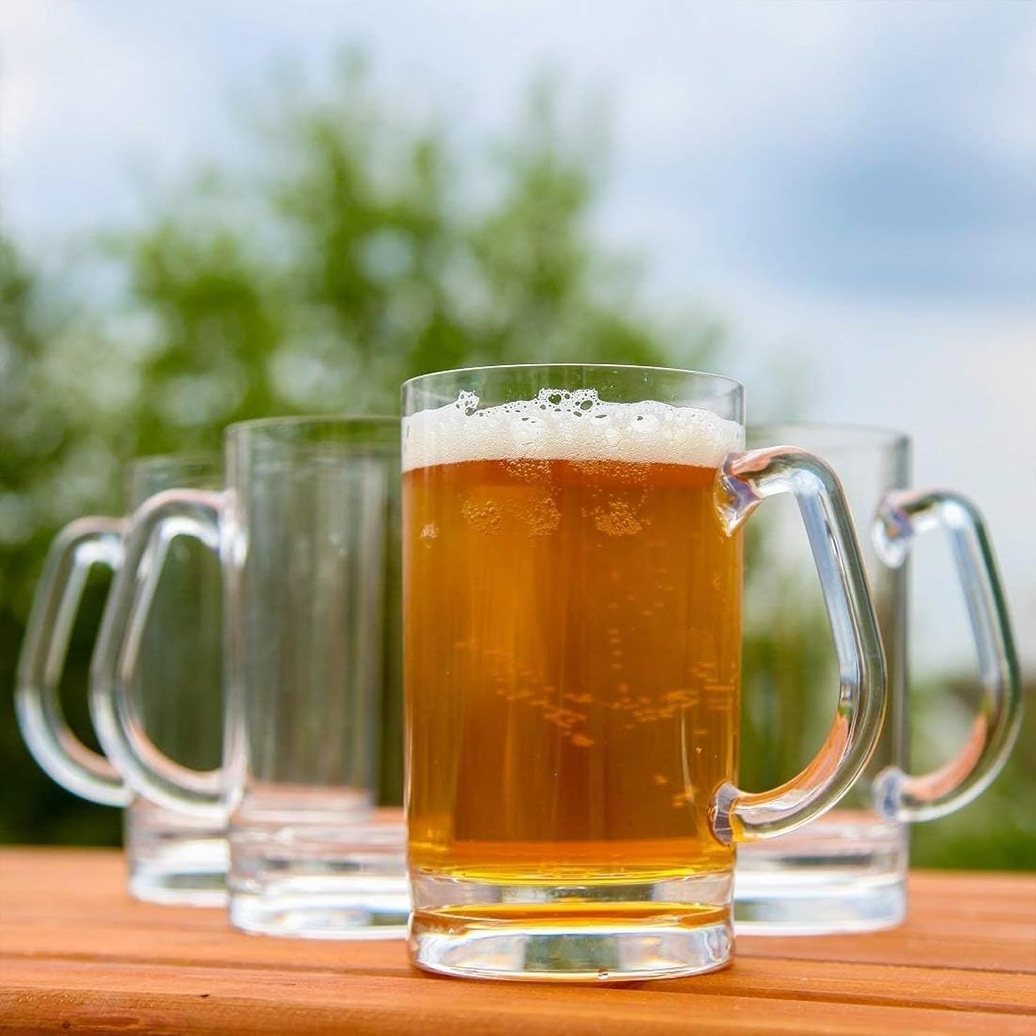 Lily's Home Set of 4 Unbreakable Classic Beer Mug 18.9oz each, Made of Shatterproof Plastic and Ideal for Indoor and Outdoor Use, Reusable
