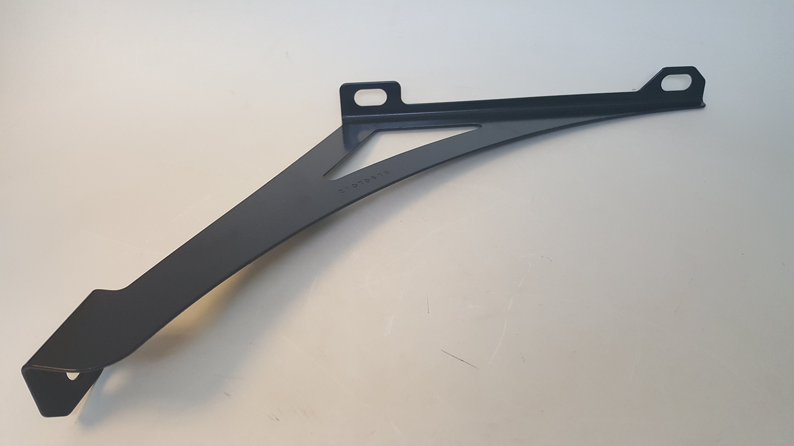 Amazon.com: Volvo Bracket 21070678 : Automotive 